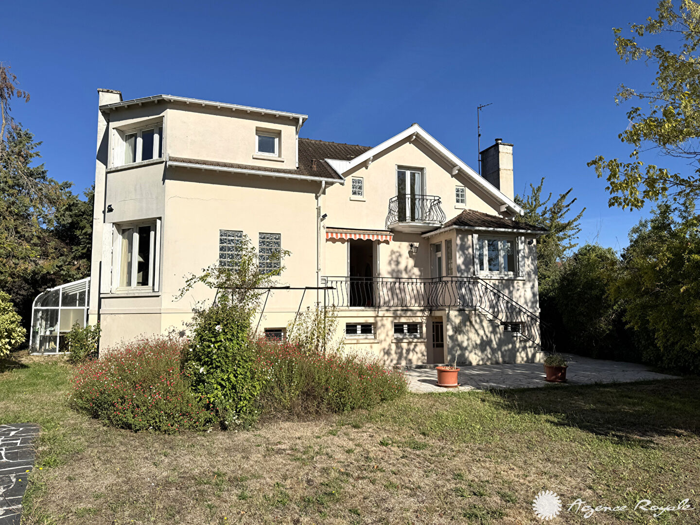 Maison 8 pièces 177 m² · à St Germain en Laye · 177 m² · 927 000 €