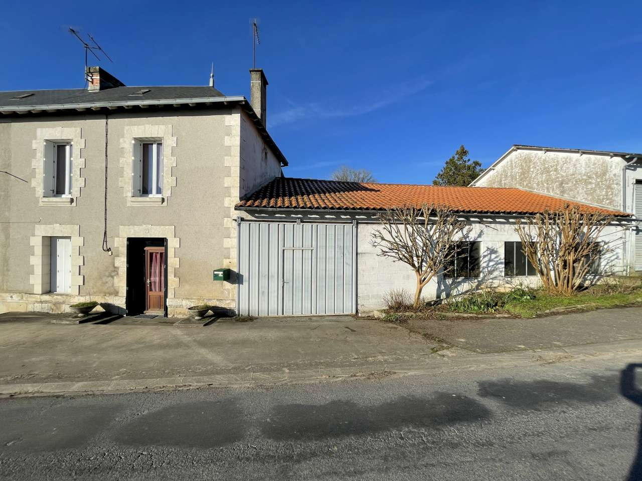 Maison 5 pièces 98 m² · à St Martin L Ars · 98 m² · 78 000 €