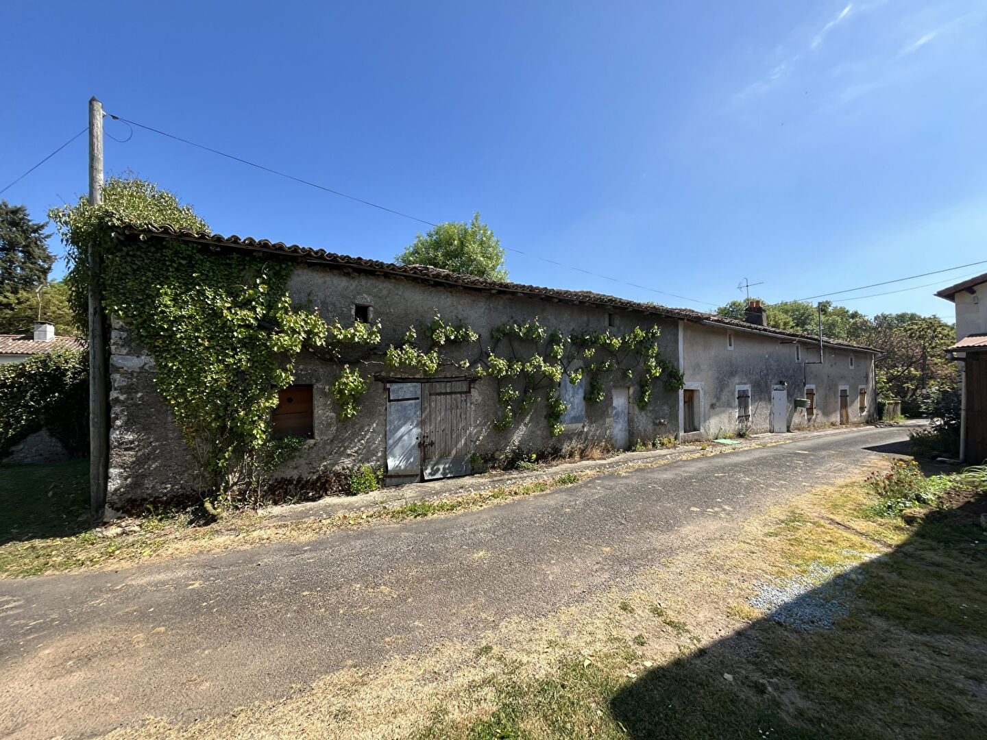 Maison 4 pièces 93 m² · à Rouille · 93 m² · 50 000 €