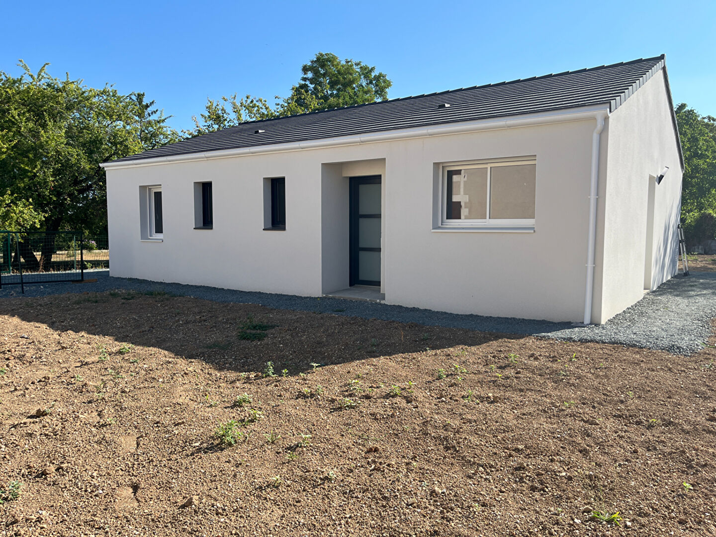 Maison 4 pièces 90 m² · à Neuville-de-Poitou · 90 m² · 235 000 €