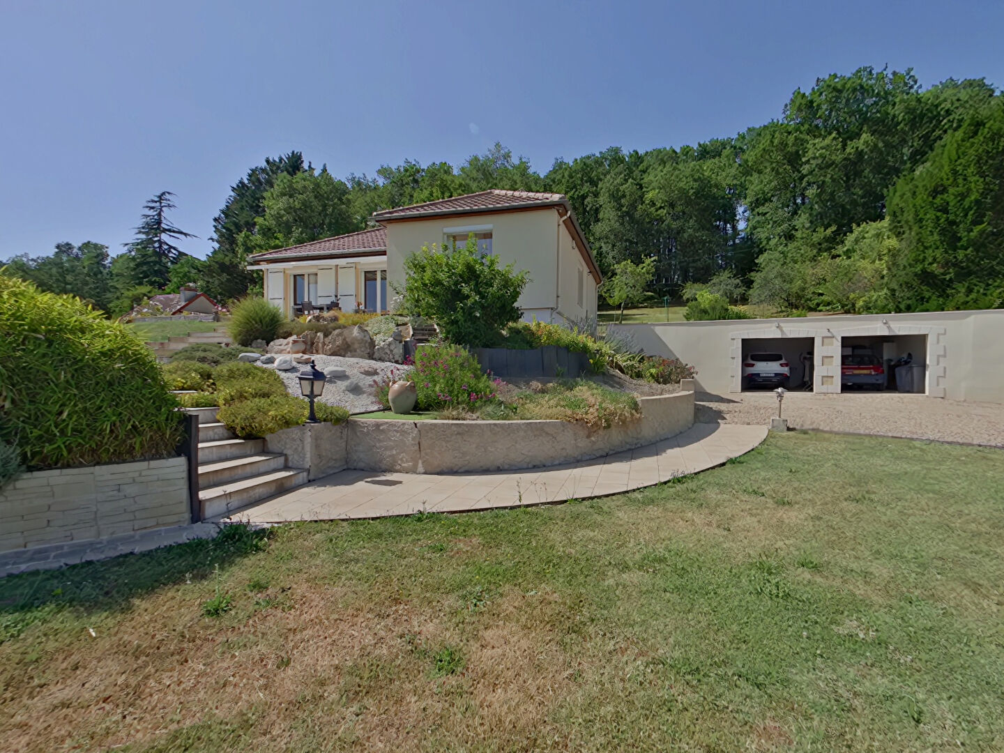 Maison 6 pièces 165 m² · à Beaumont · 165 m² · 256 500 €