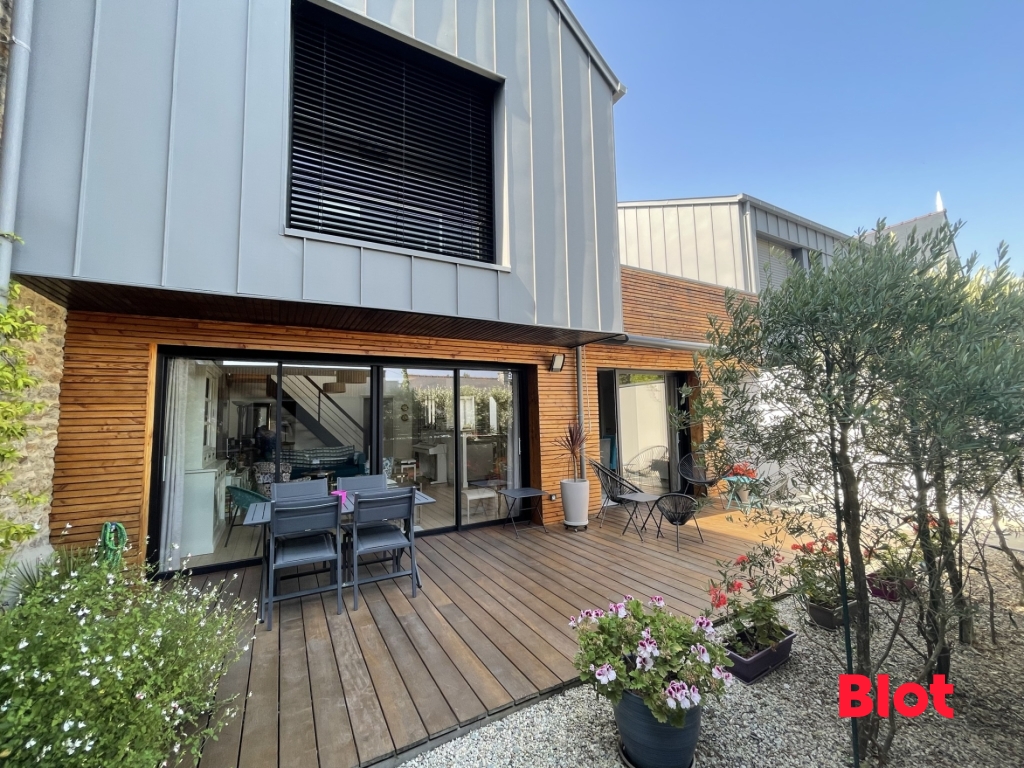 Maison 5 pièces 123 m² · à Dinard · 123 m² · 945 000 €