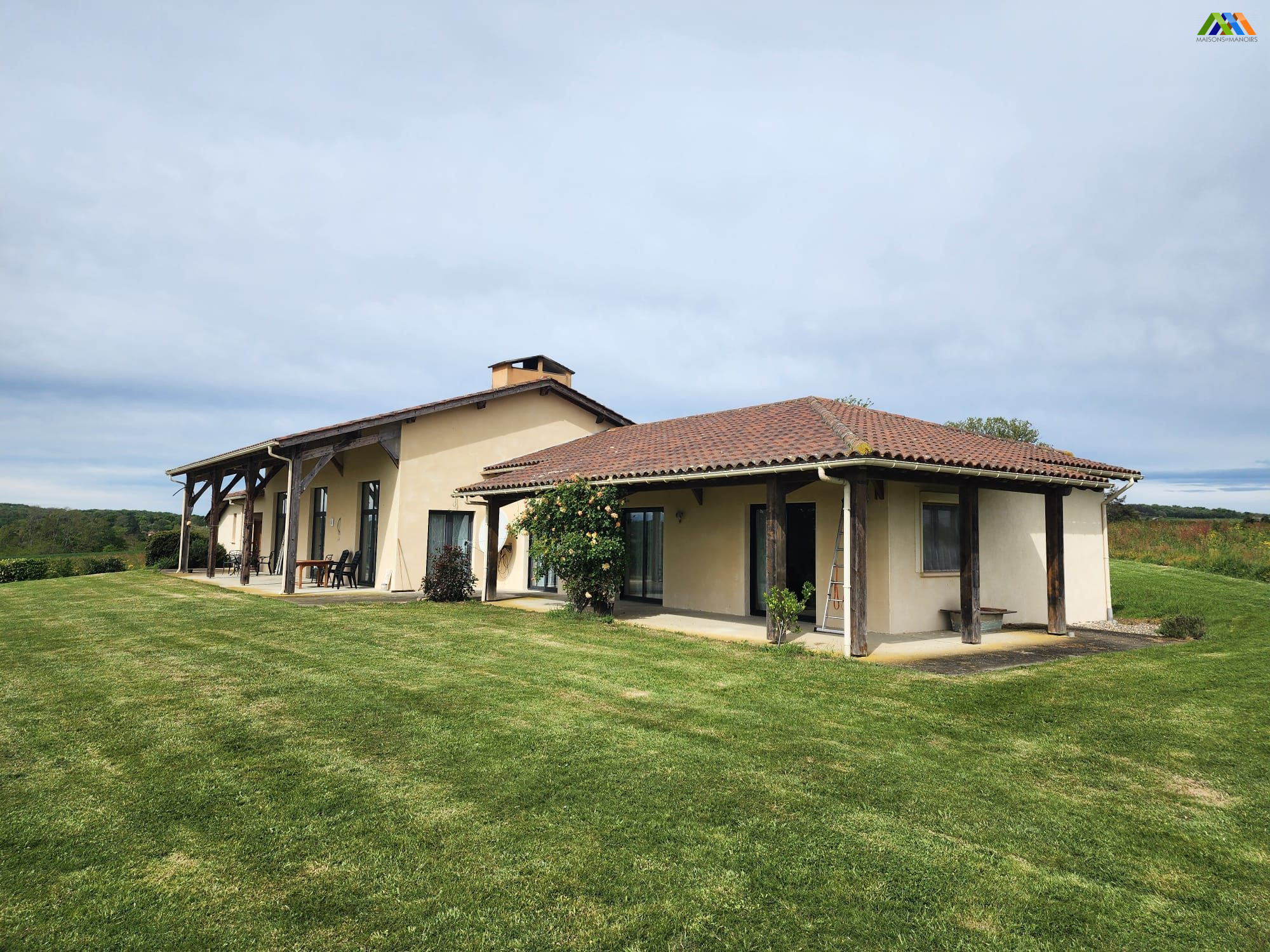 Maison 6 pièces 250 m² · à Mielan · 250 m² · 498 000 €