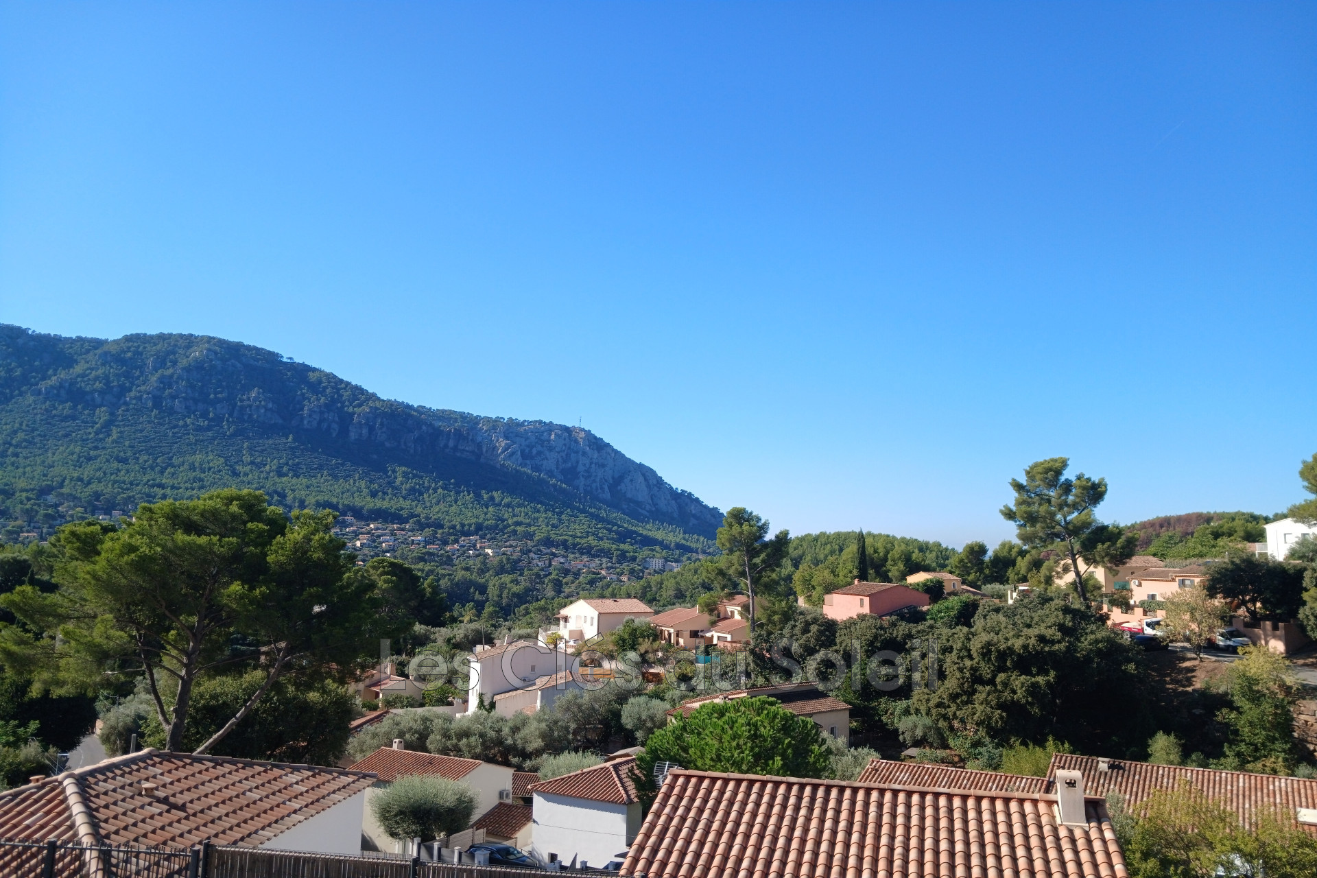 Maison 4 pièces 90 m² · à Le Revest les Eaux · 90 m² · 499 000 €