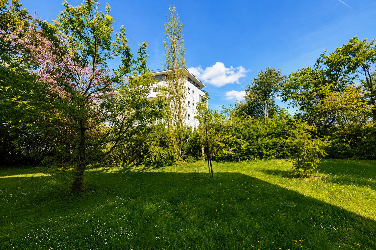 Appartement 3 pièces 65 m² · à Ste Foy les Lyon · 65 m² · 215 000 €