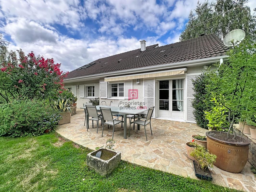 Maison 6 pièces 152 m² · à Le Perray en Yvelines · 152 m² · 495 000 €