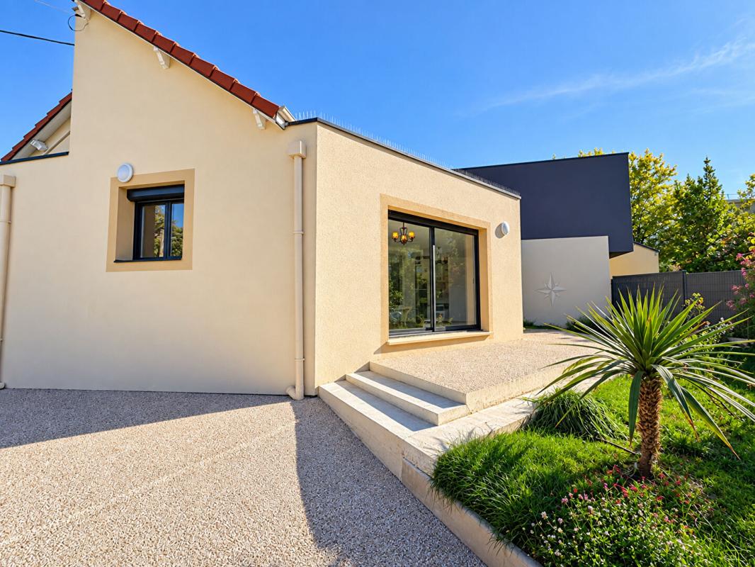 Maison 5 pièces 110 m² · à Mantes la Ville · 110 m² · 299 990 €