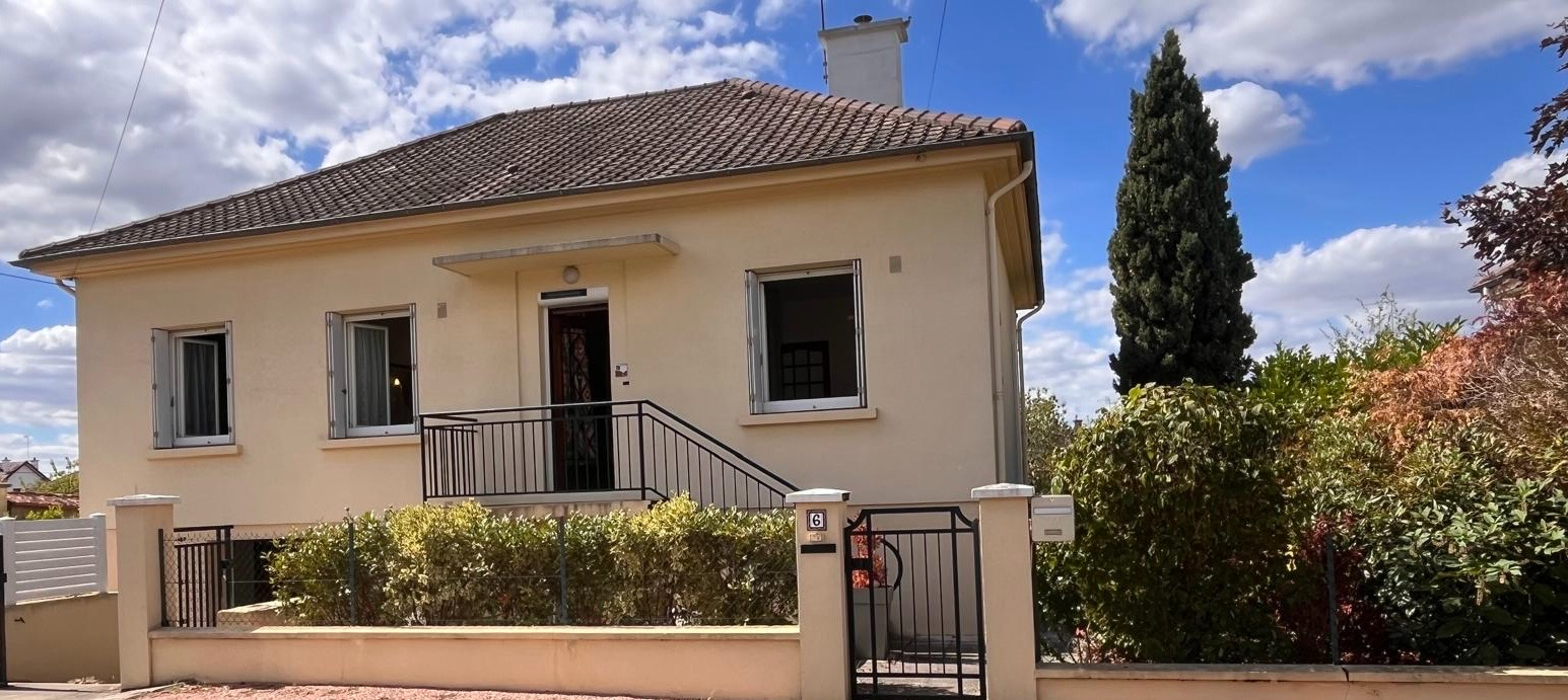 Maison 6 pièces 147 m² · à Yzeure · 147 m² · 182 000 €