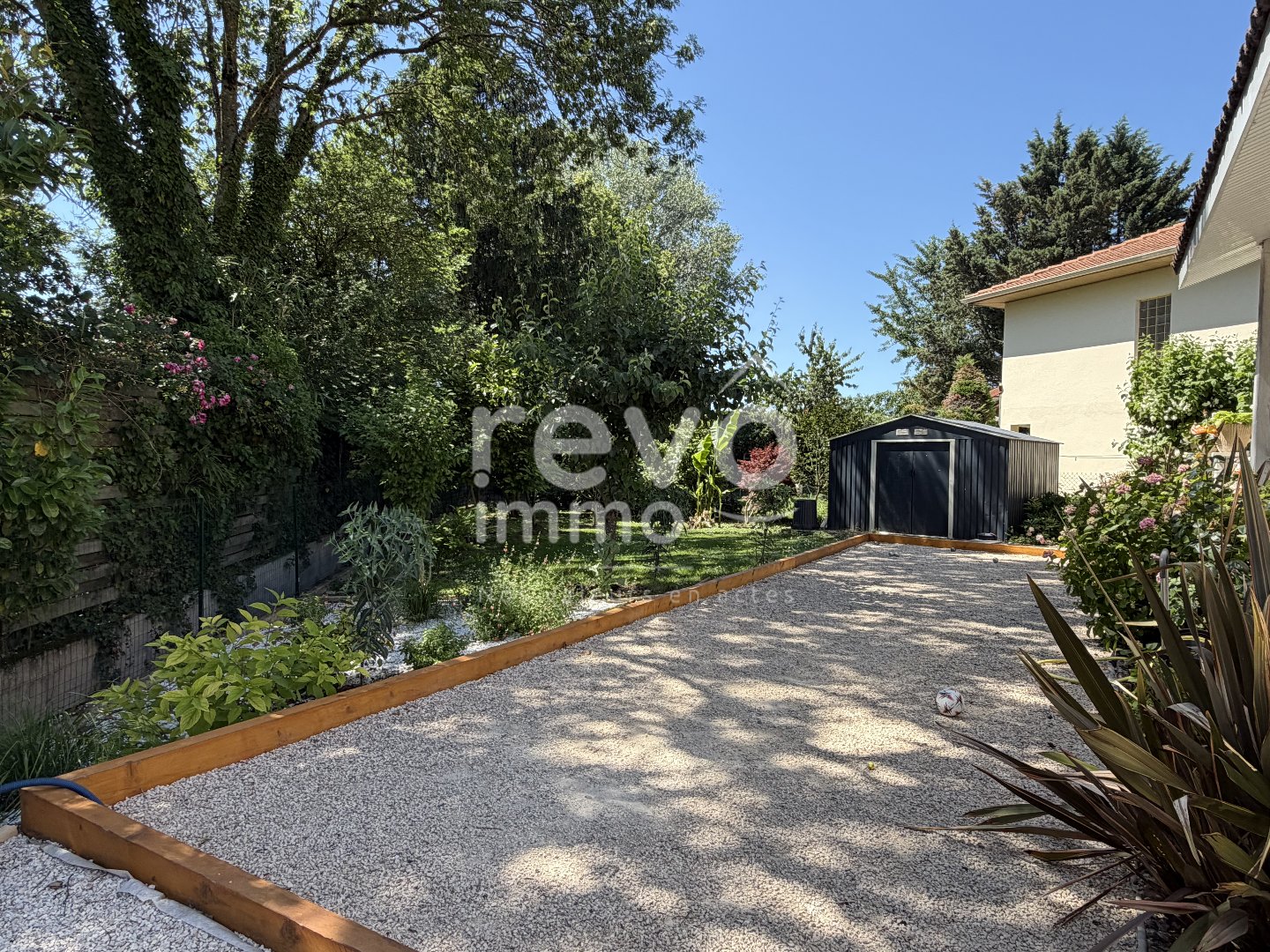 Maison 4 pièces 120 m² · à Mionnay · 120 m² · 425 000 €