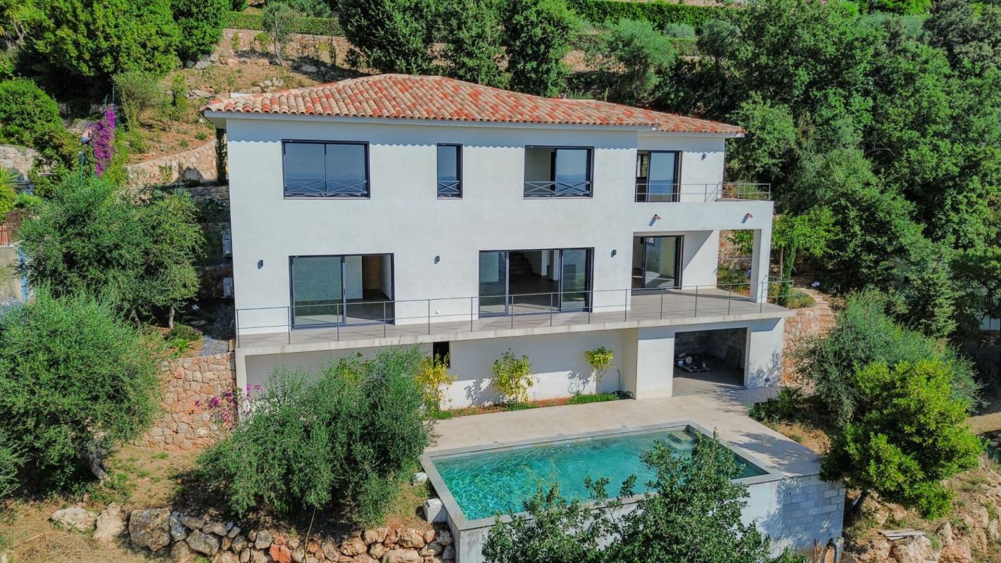 Maison 7 pièces 280 m² · à Speracedes · 280 m² · 1 740 000 €