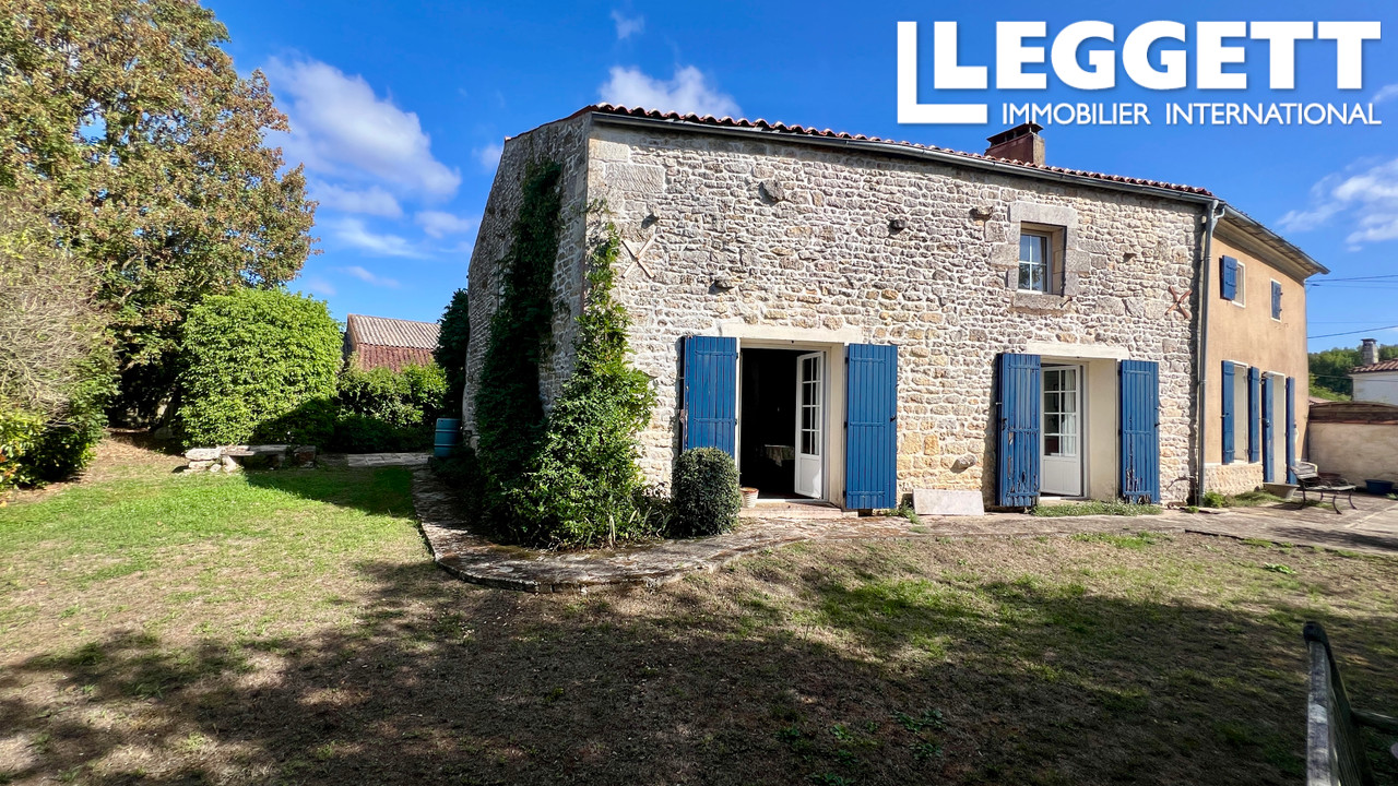 Maison 8 pièces 211 m² · à Archingeay · 211 m² · 260 010 €