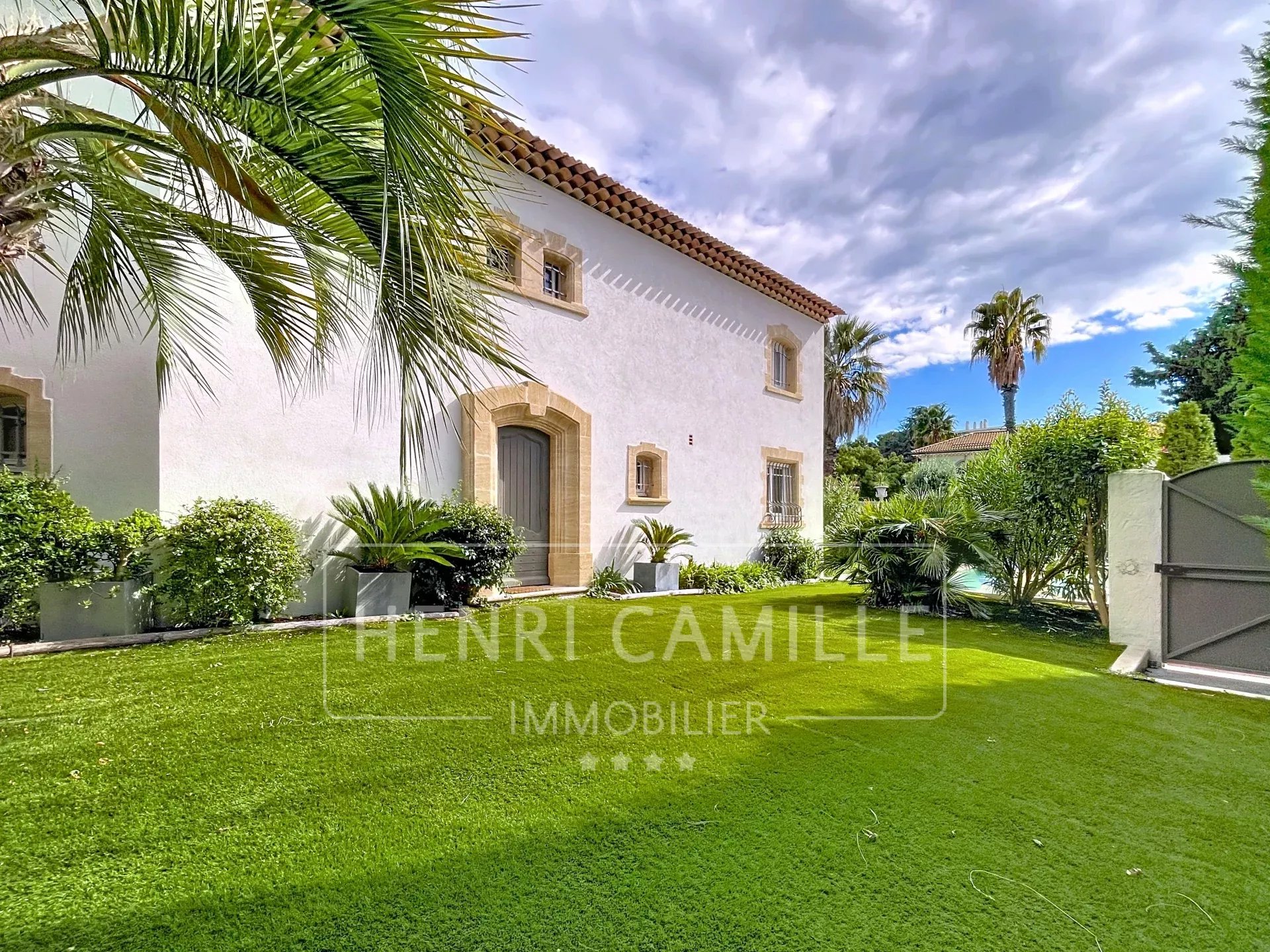 Maison 6 pièces 176 m² · à Cannes · 176 m² · 1 390 000 €
