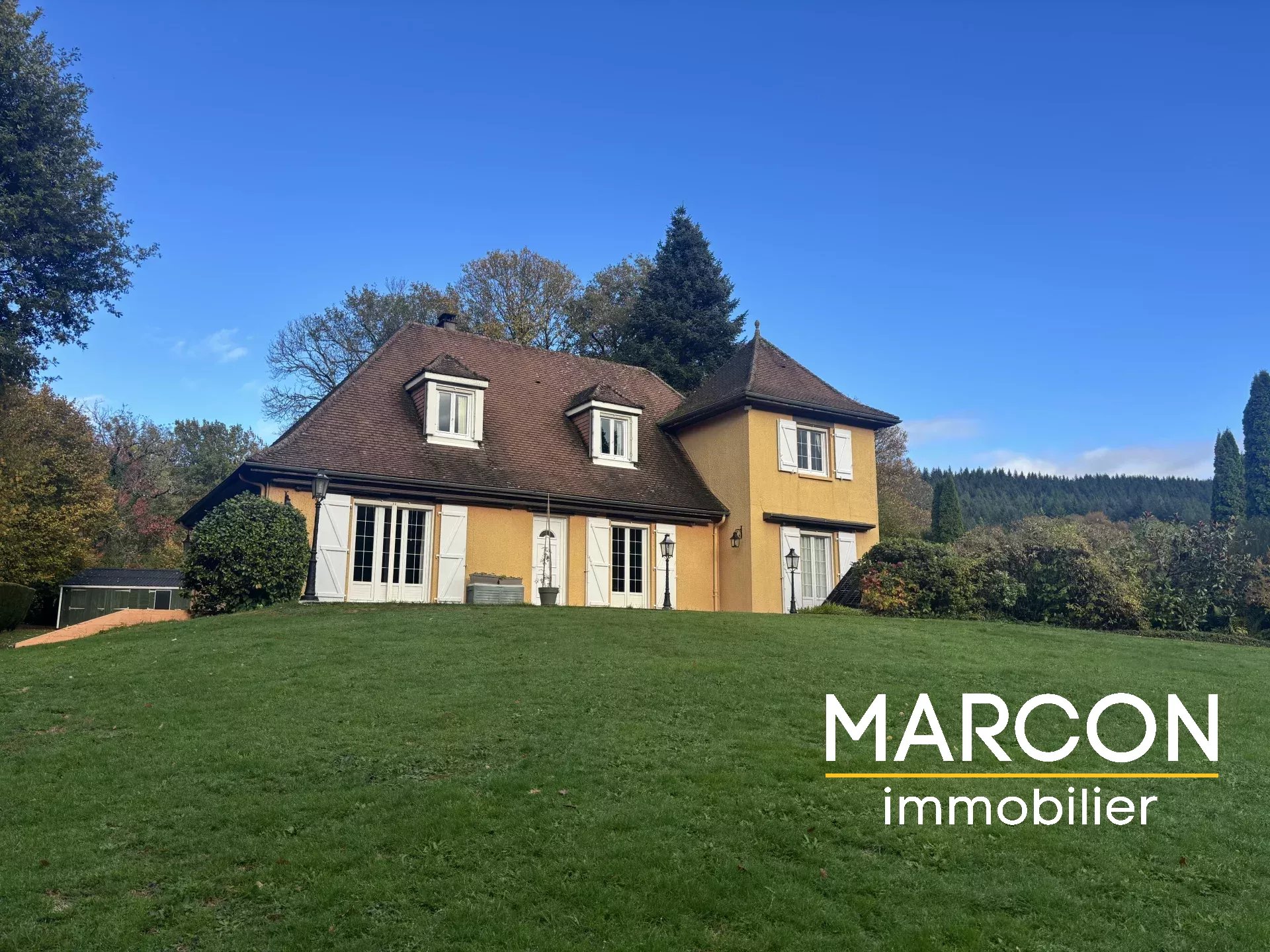 Maison 11 pièces 172 m² · à St Sulpice Lauriere · 172 m² · 248 200 €