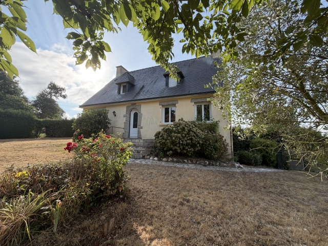 Maison 6 pièces 127 m² · à Saint-Étienne-du-Gué-de-l'Isle · 127 m² · 197 600 €