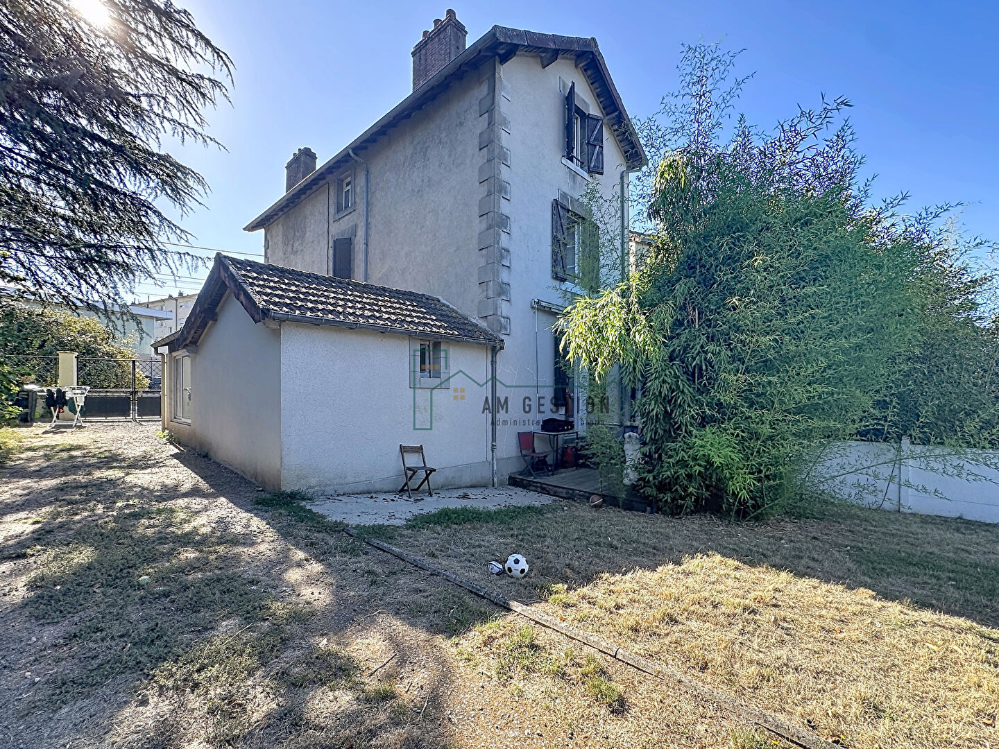 Maison 5 pièces 132 m² · à St Junien · 132 m² · 209 000 €