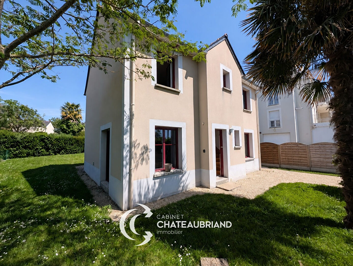 Maison 6 pièces 112 m² · à Dol-de-Bretagne · 112 m² · 397 000 €