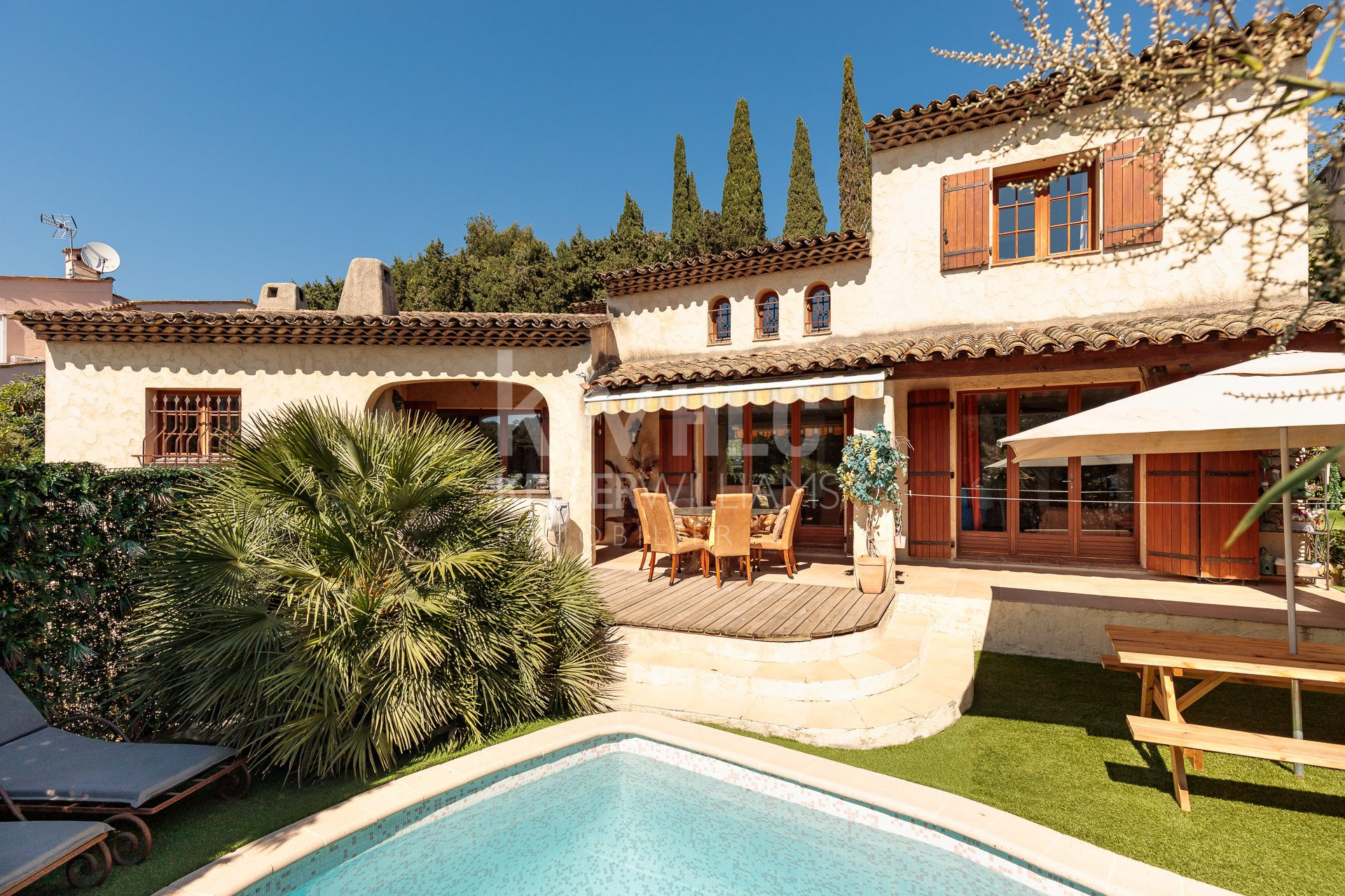 Maison 6 pièces 188 m² · à La Colle sur Loup · 188 m² · 893 000 €