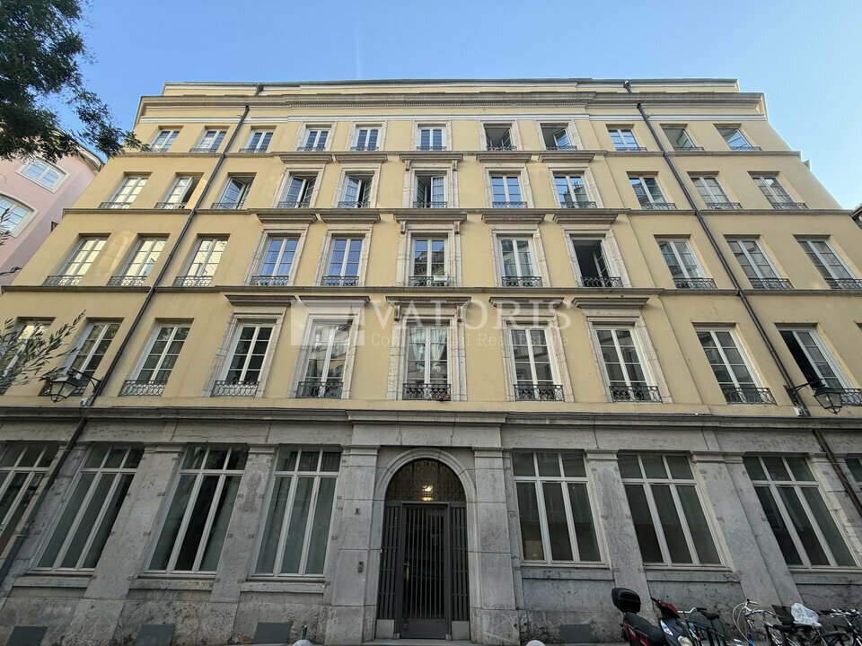Local commercial 89 m² · à Lyon 01 · 89 m² · 1 859 €/mois