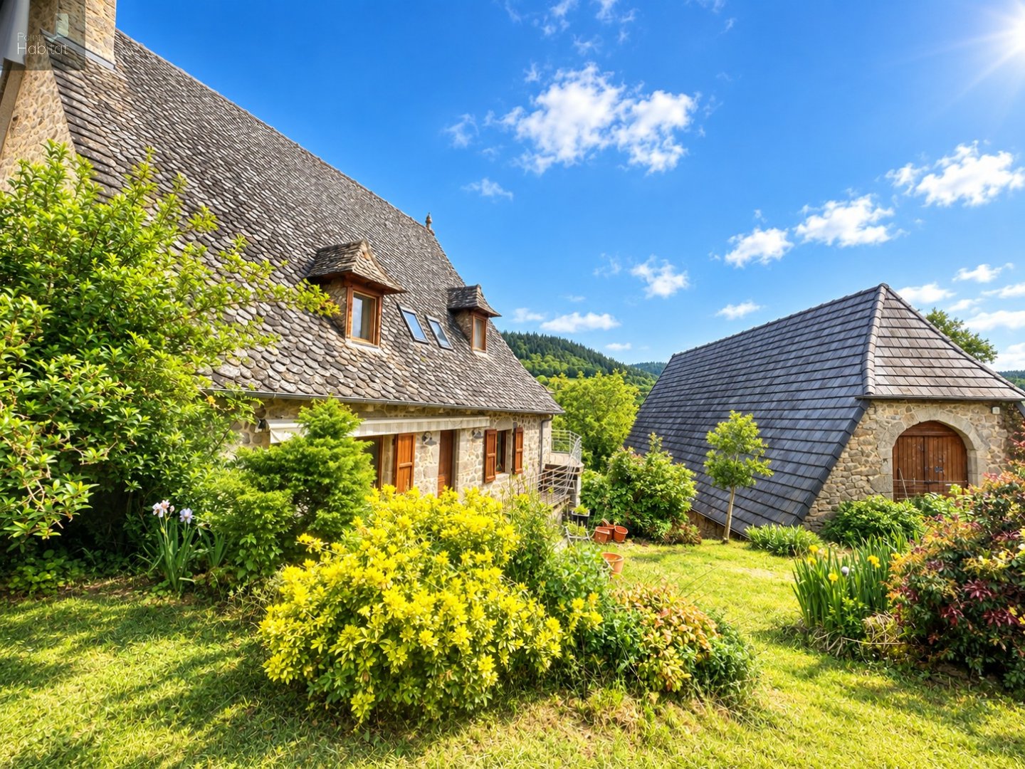 Maison 5 pièces 125 m² · à Junhac · 125 m² · 420 000 €