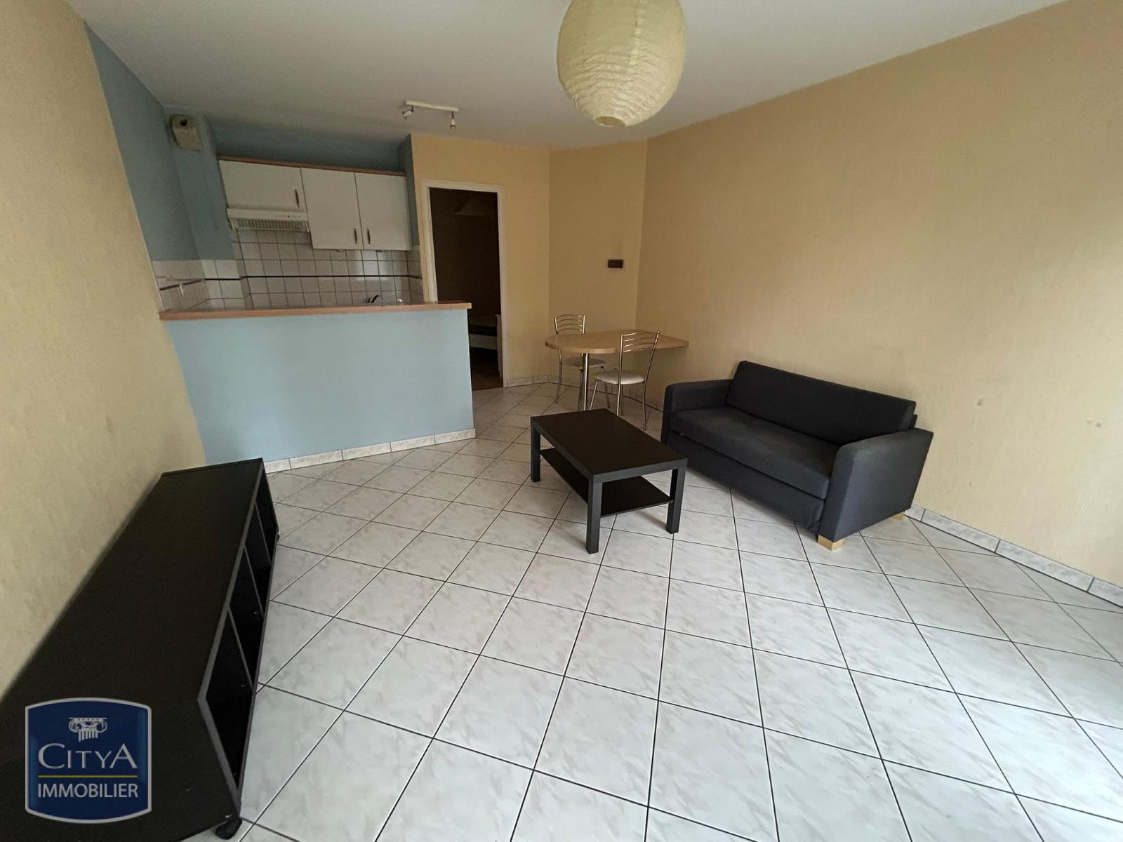 Appartement 1 pièce 30 m² · à Laval · 30 m² · 400 €/mois