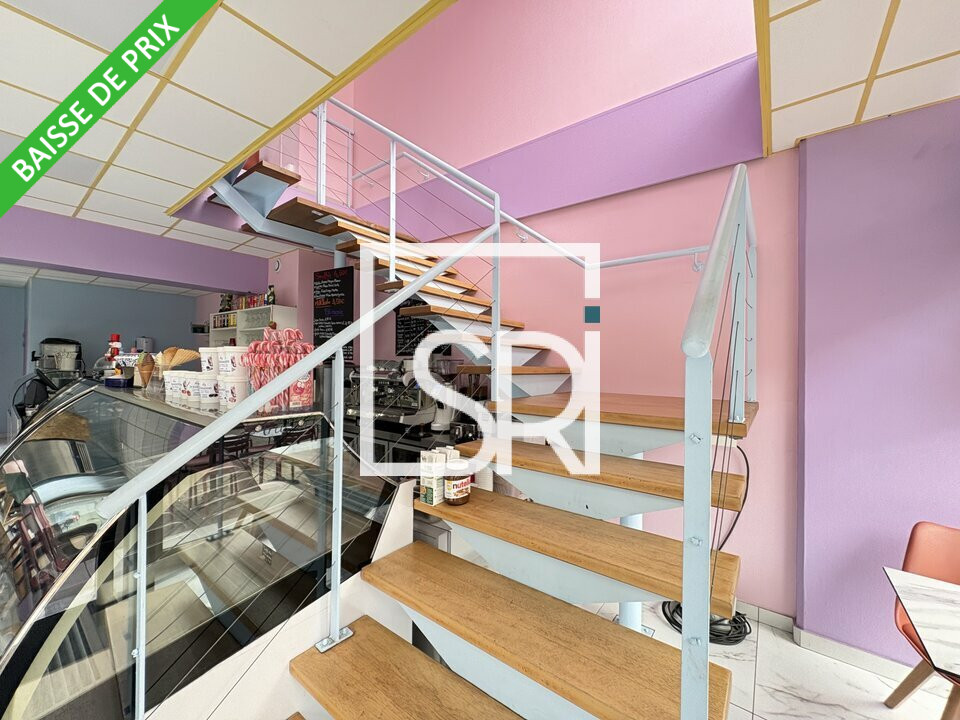Local commercial 155 m² · à Clermont-Ferrand · 155 m² · 2 100 €/mois