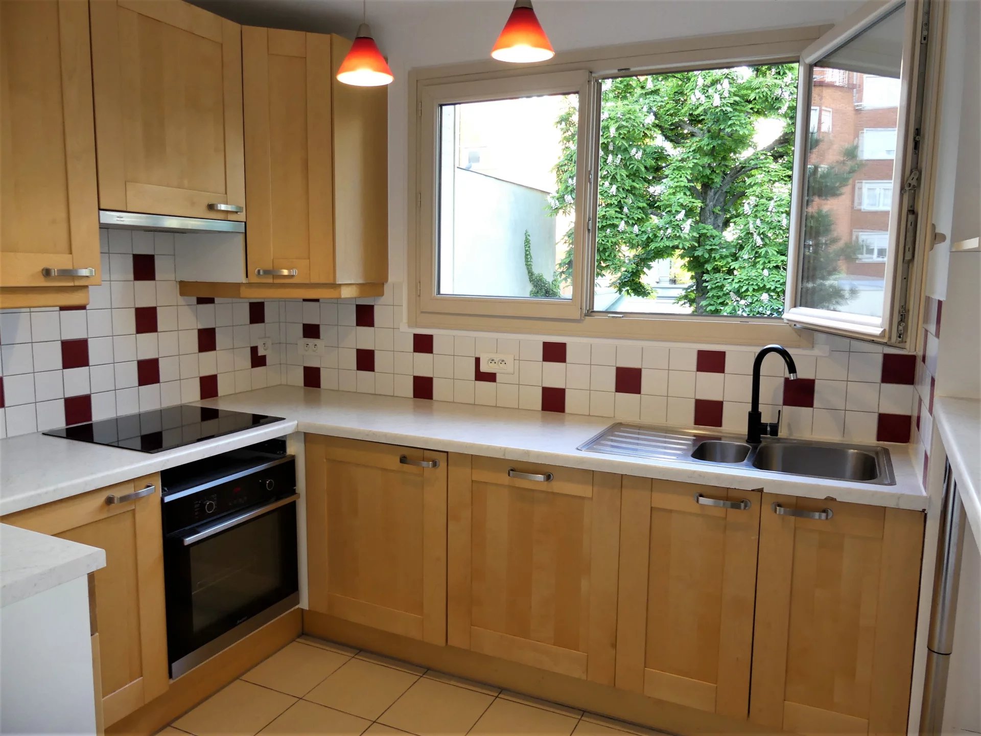 Appartement 3 pièces 64m² BOULOGNE BILLANCOURT 92100 photo 2