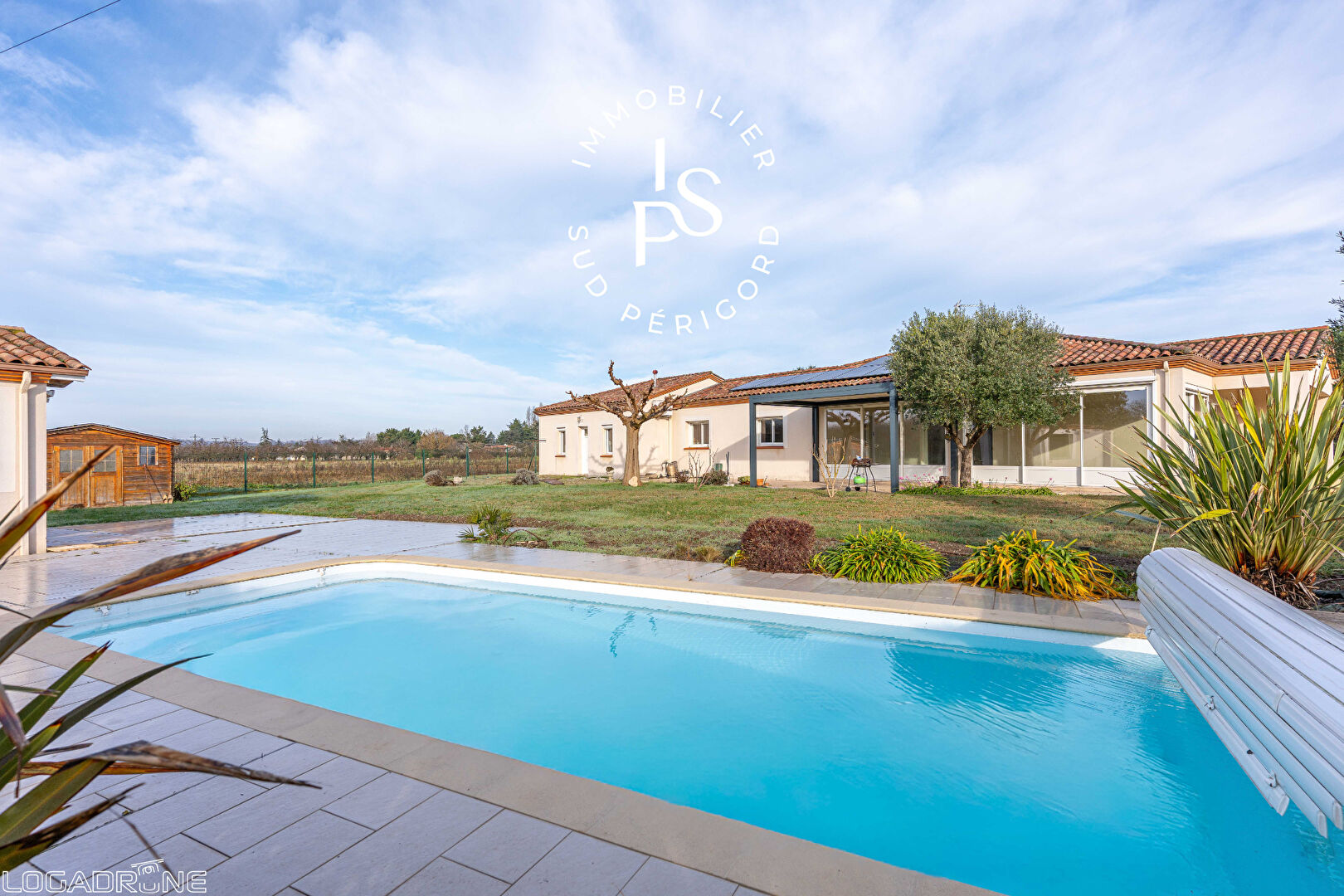 Maison 5 pièces 178 m² · à St Etienne de Fougeres · 178 m² · 339 000 €