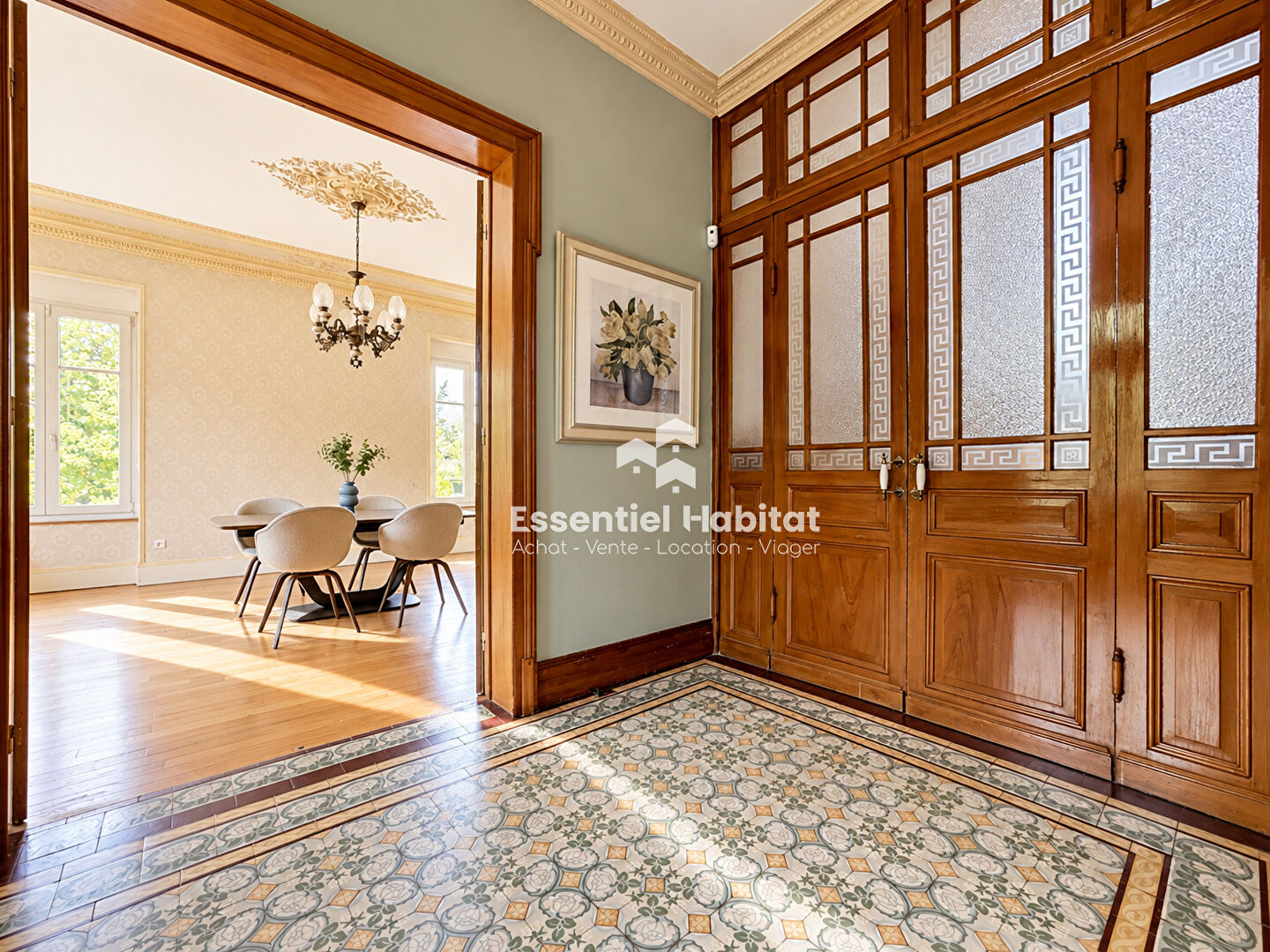 Maison 12 pièces 389 m² · à Landres · 389 m² · 595 000 €