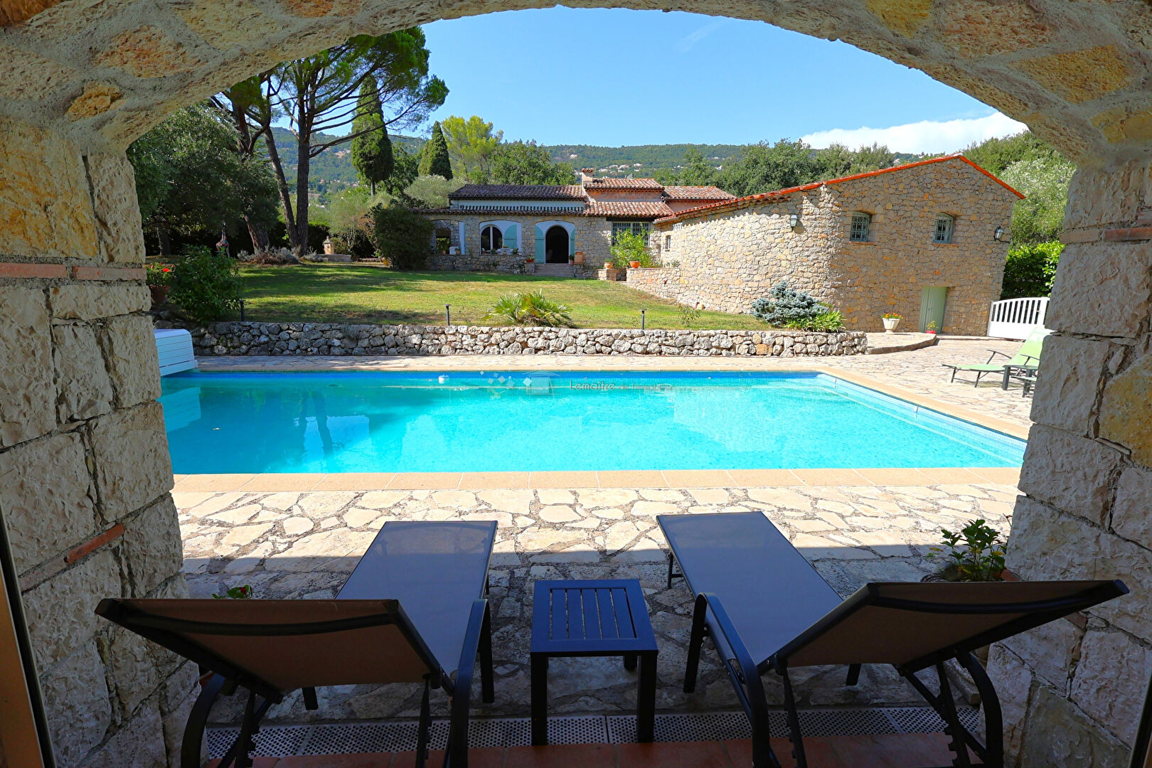 Maison 10 pièces 320 m² · à Peymeinade · 320 m² · 1 299 000 €