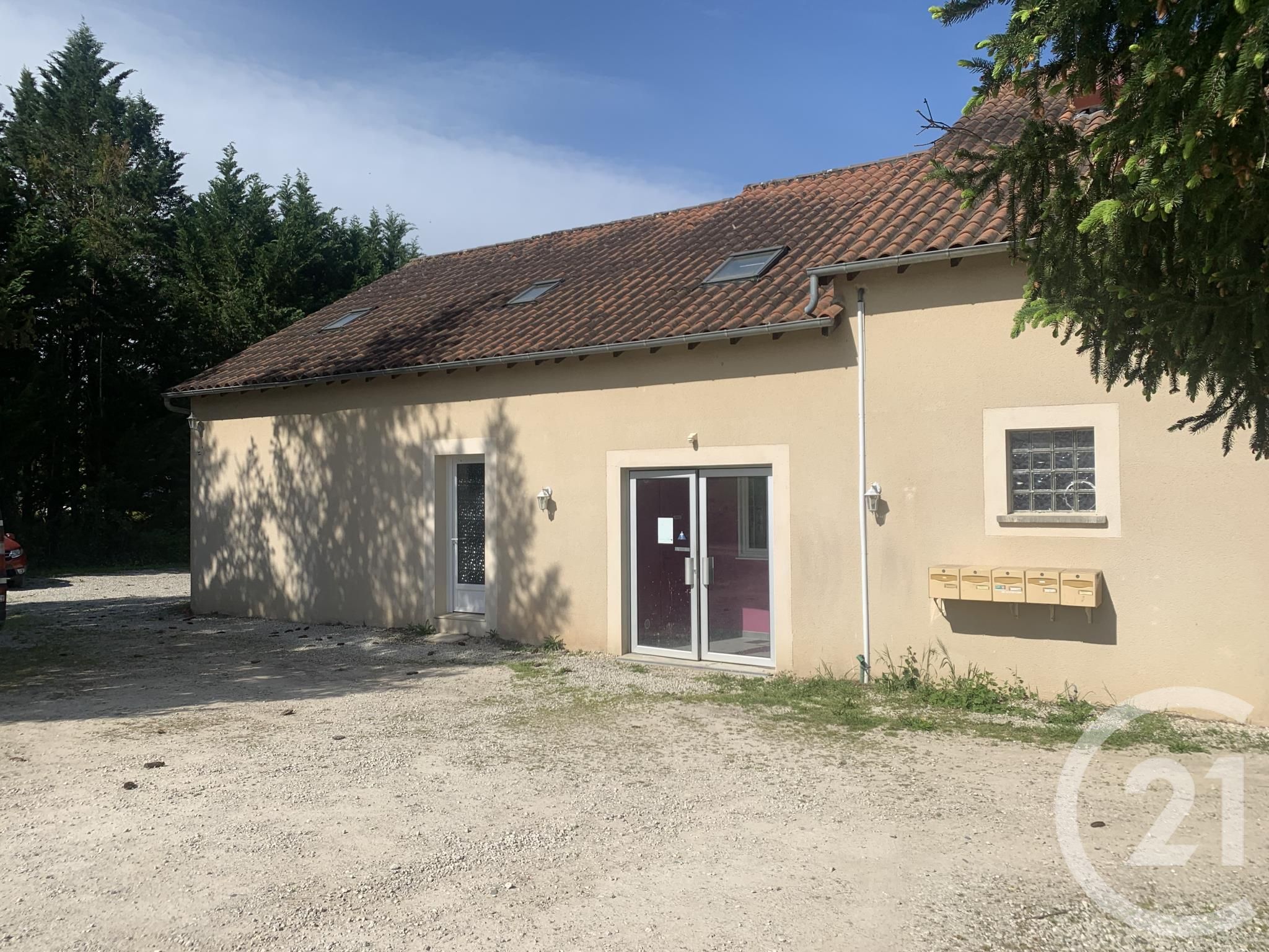 Appartement 5 pièces 98 m² · à Creysse · 98 m² · 595 €/mois