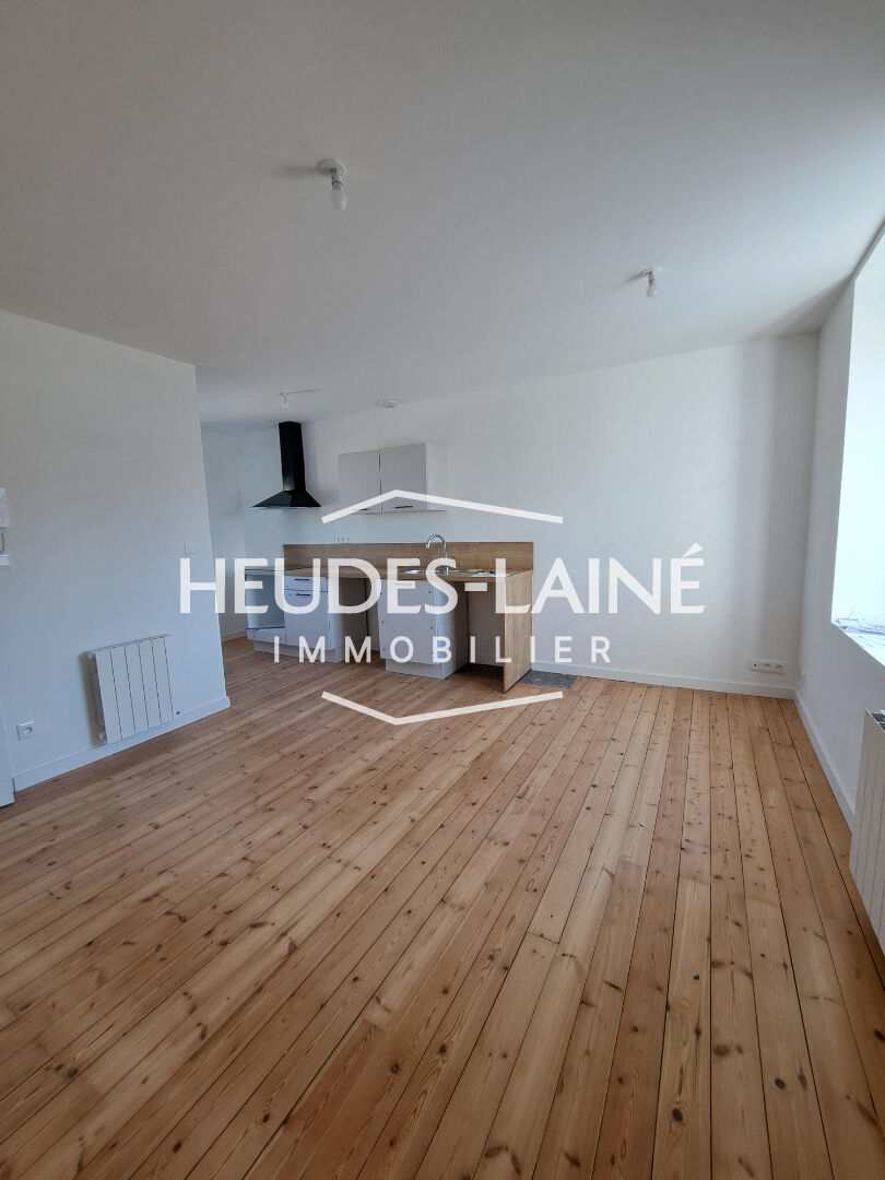 Appartement 2 pièces 35 m² · à Ducey-les Chéris · 35 m² · 460 €/mois