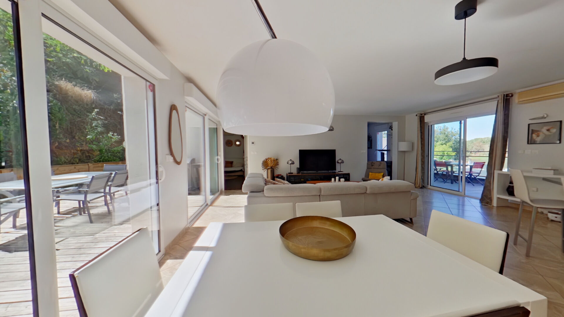 Maison 5 pièces 161 m² · à Savonnieres · 161 m² · 442 000 €