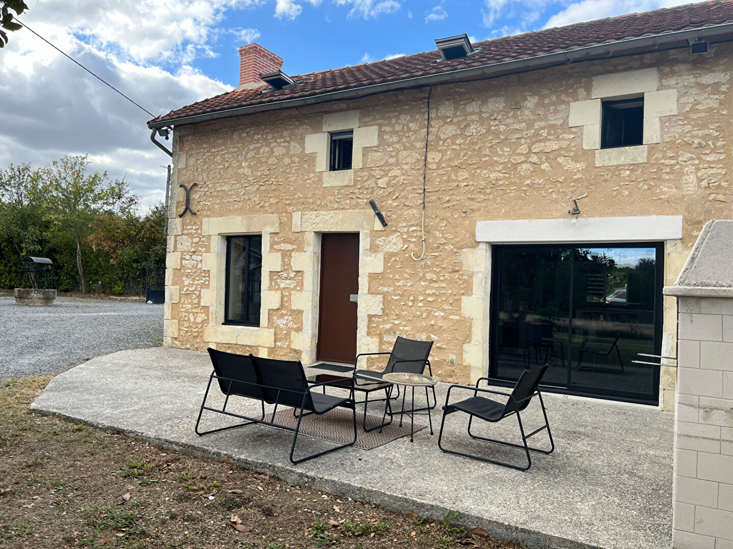 Maison 4 pièces 128 m² · à Fleure · 128 m² · 235 000 €