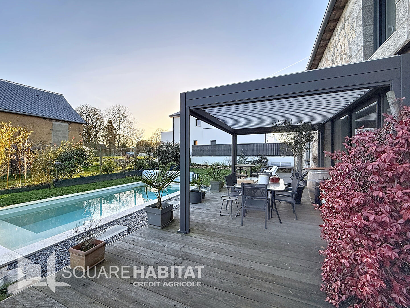 Maison 6 pièces 178 m² · à St Aubin D Aubigne · 178 m² · 397 955 €
