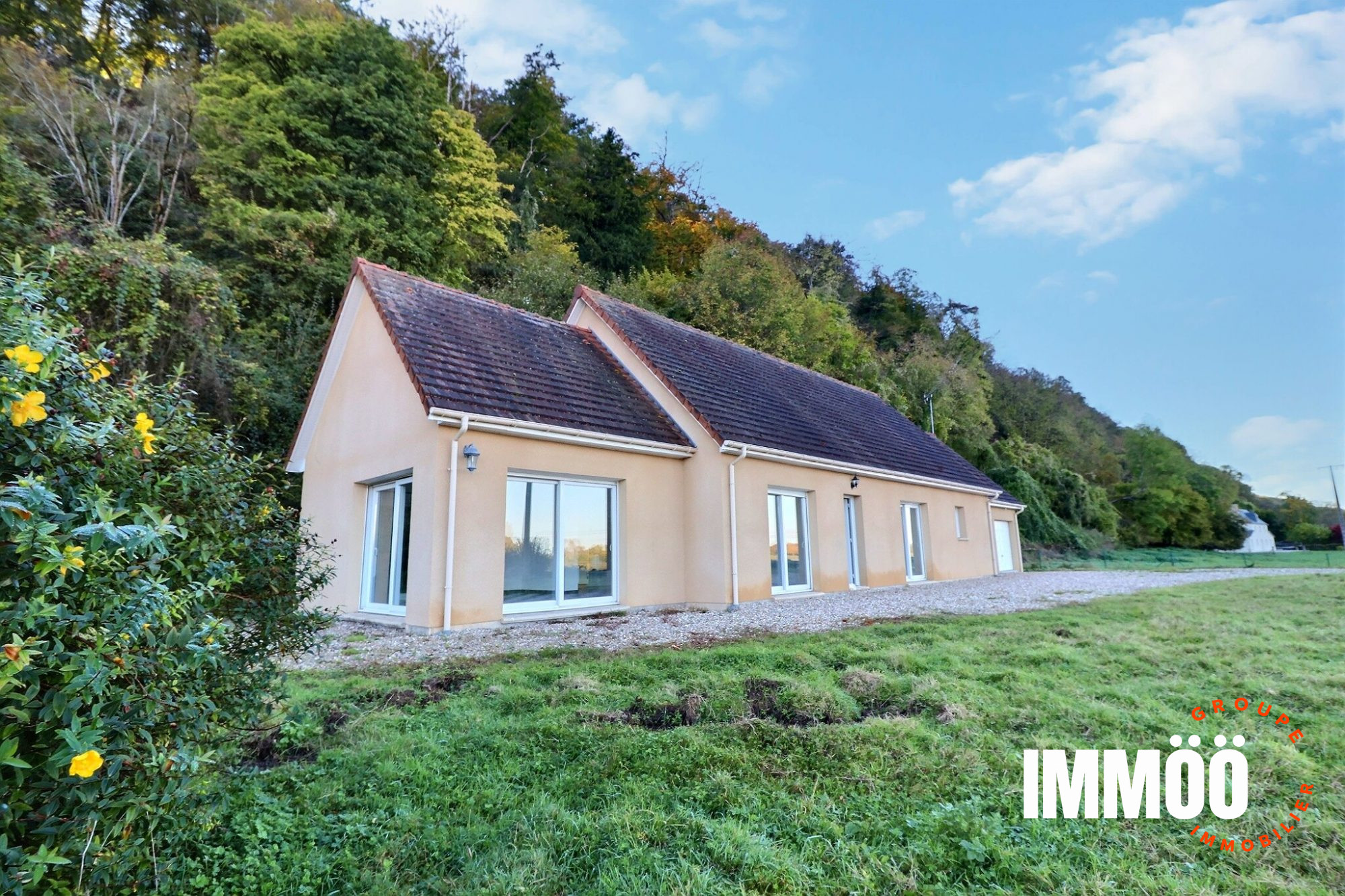 Maison 5 pièces 124 m² · au Mesnil sous Jumieges · 124 m² · 1 200 €/mois