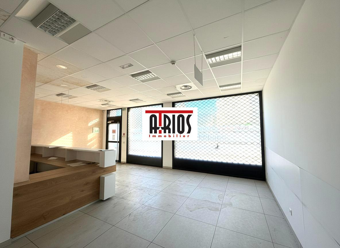 Local commercial 253 m² · à Toulon · 253 m² · 3 200 €/mois
