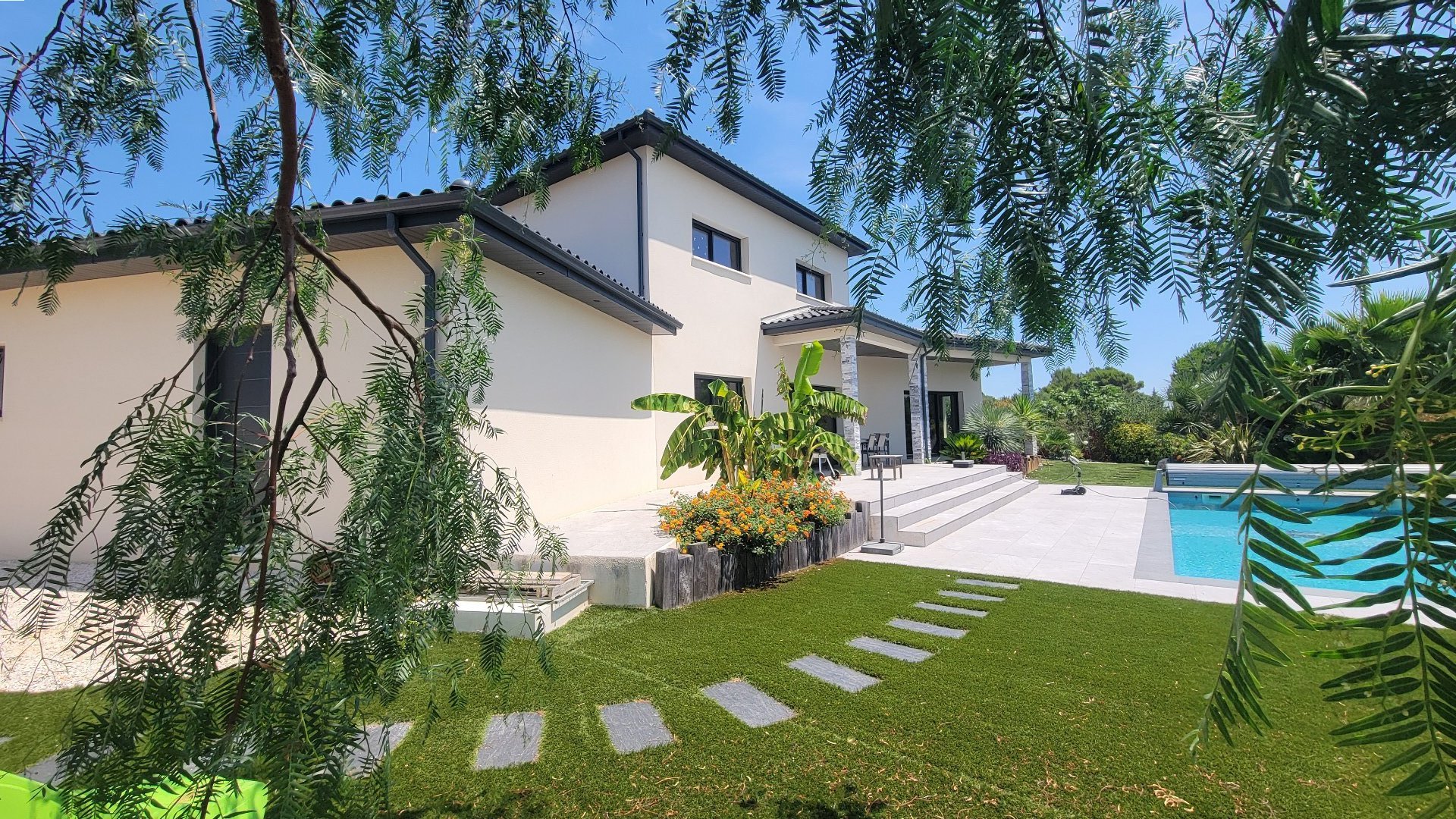 Maison 5 pièces 175 m² · à Tourbes · 175 m² · 795 000 €