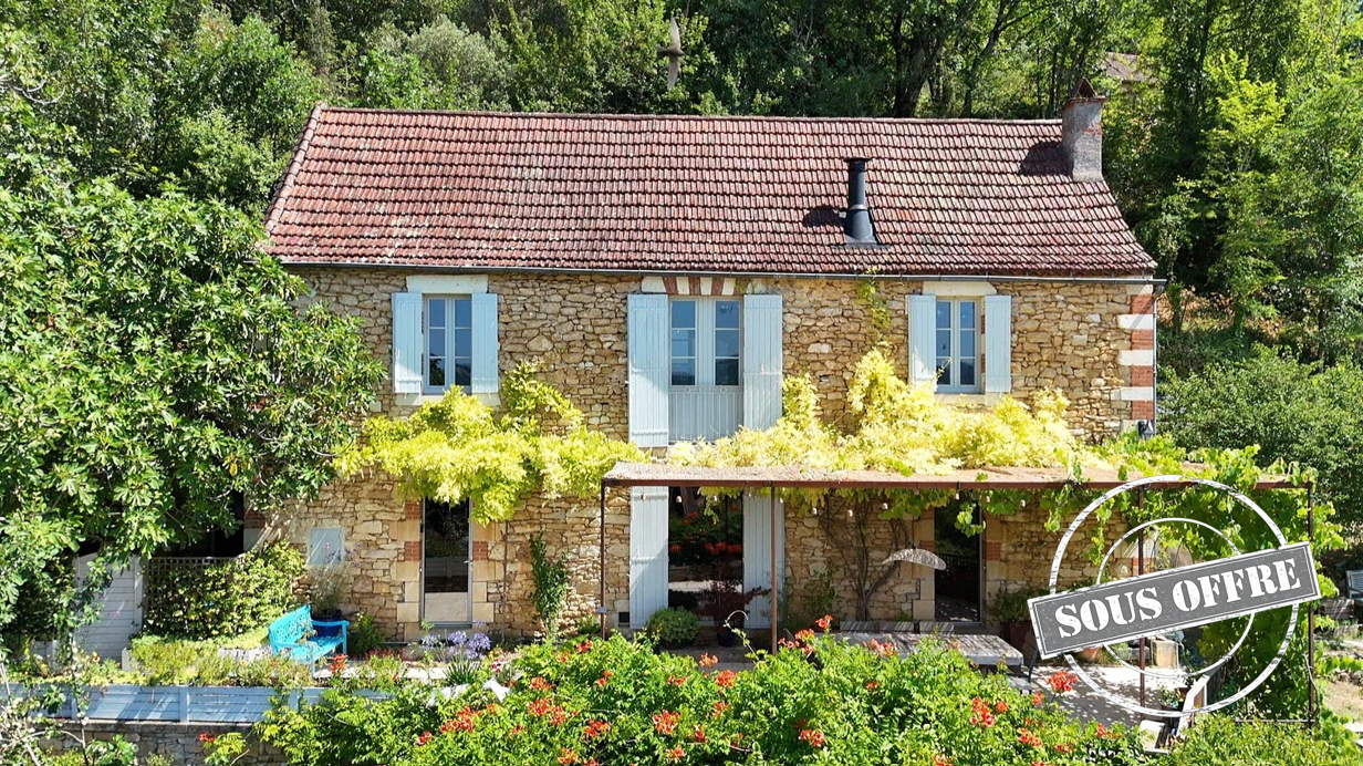 Maison 9 pièces 210 m² · à Saint-Vincent-de-Cosse · 210 m² · 449 000 €