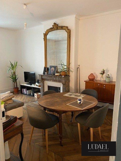 Appartement 3 pièces 55 m² · à Paris 17 · 55 m² · 1 850 €/mois