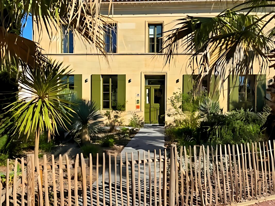 Maison 11 pièces 322 m² · à Braud Et St Louis · 322 m² · 637 450 €