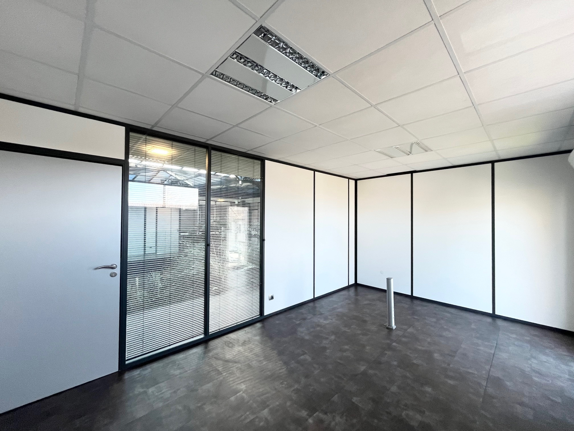 Local commercial 37 m² · à Gradignan · 37 m² · 550 €/mois
