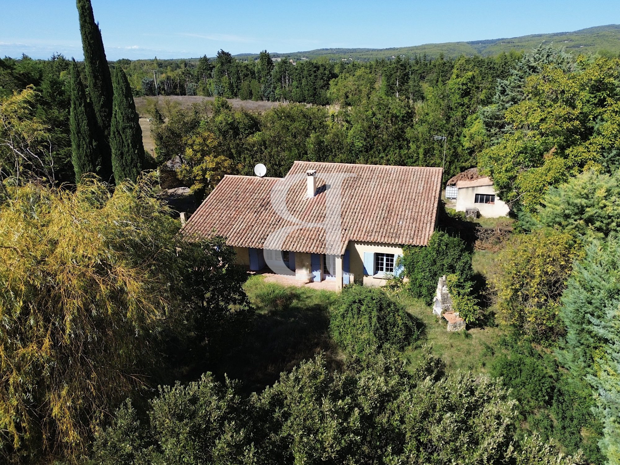 Maison 8 pièces 180 m² · à Lagnes · 180 m² · 350 000 €