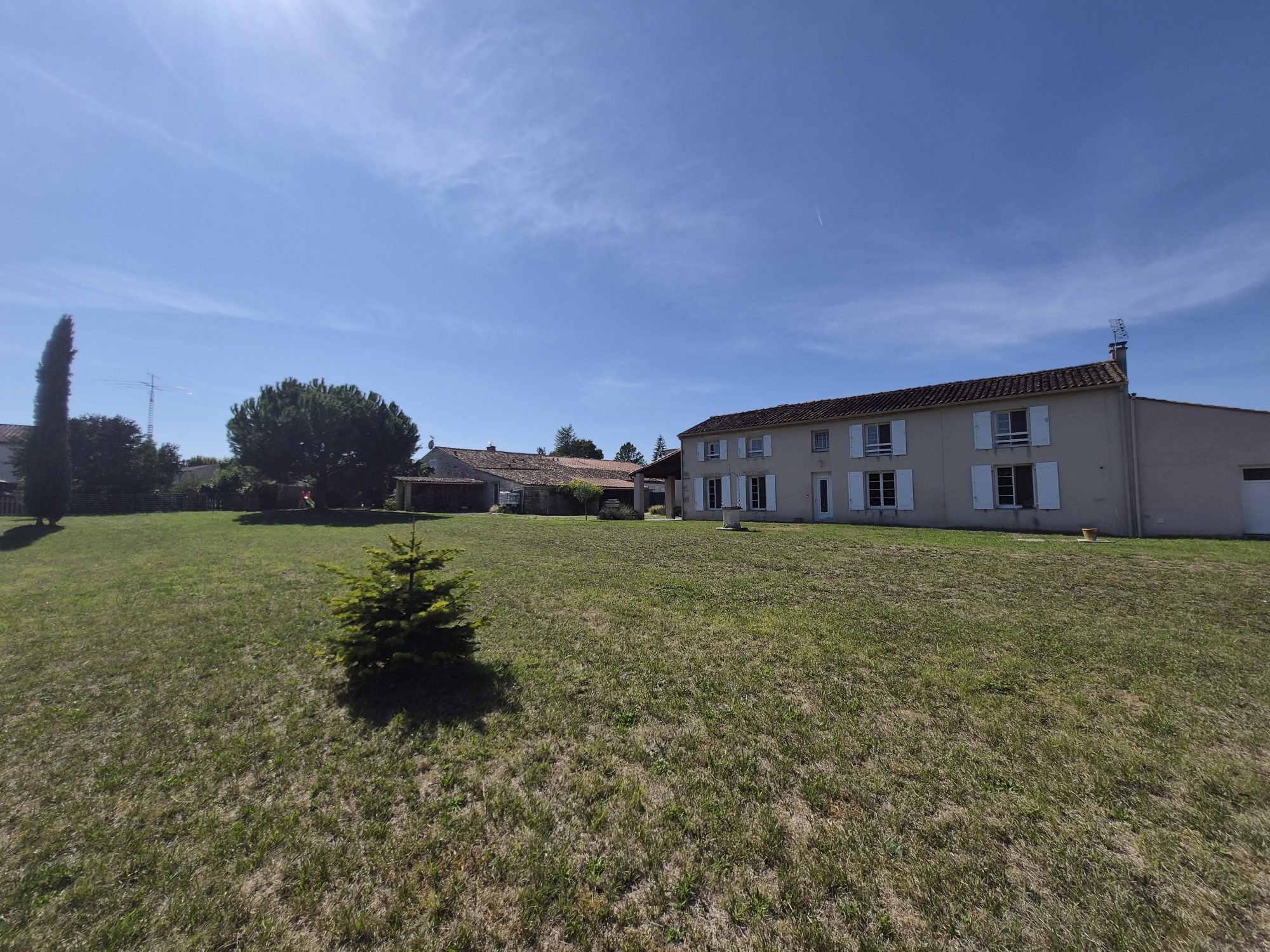 Maison 7 pièces 160 m² · à St Pardoult · 160 m² · 220 000 €