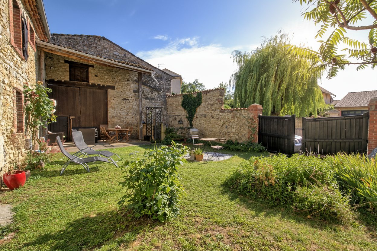 Maison 4 pièces 120 m² · à Moissat · 120 m² · 216 000 €