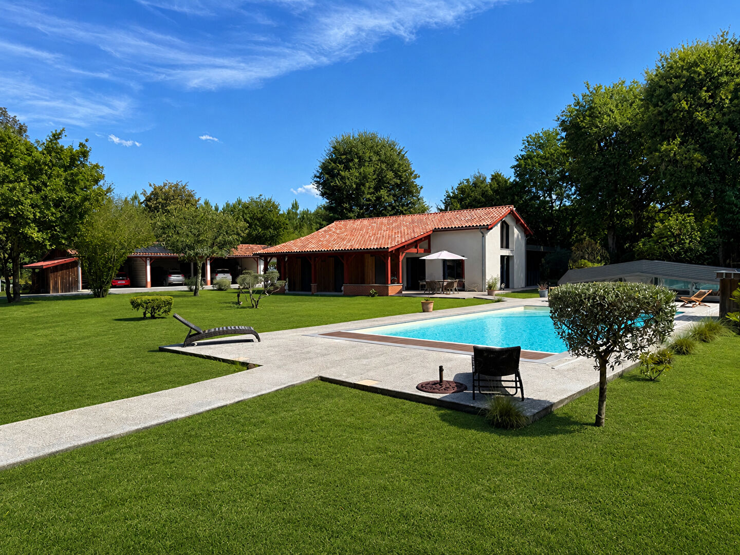 Maison 7 pièces 242 m² · à Sanguinet · 242 m² · 1 549 000 €