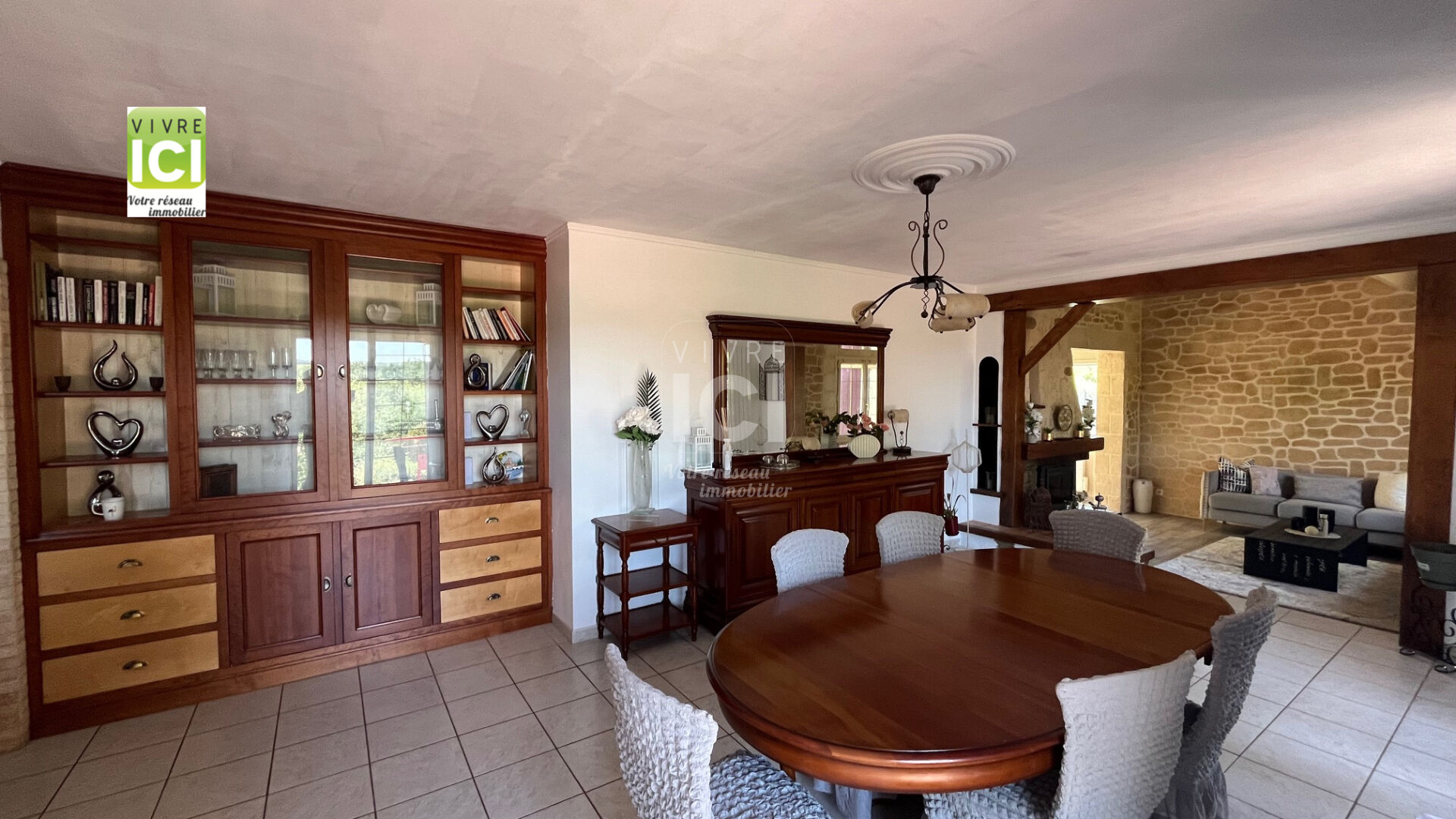 Maison 8 pièces 190 m² · à Orée d'Anjou · 190 m² · 341 800 €