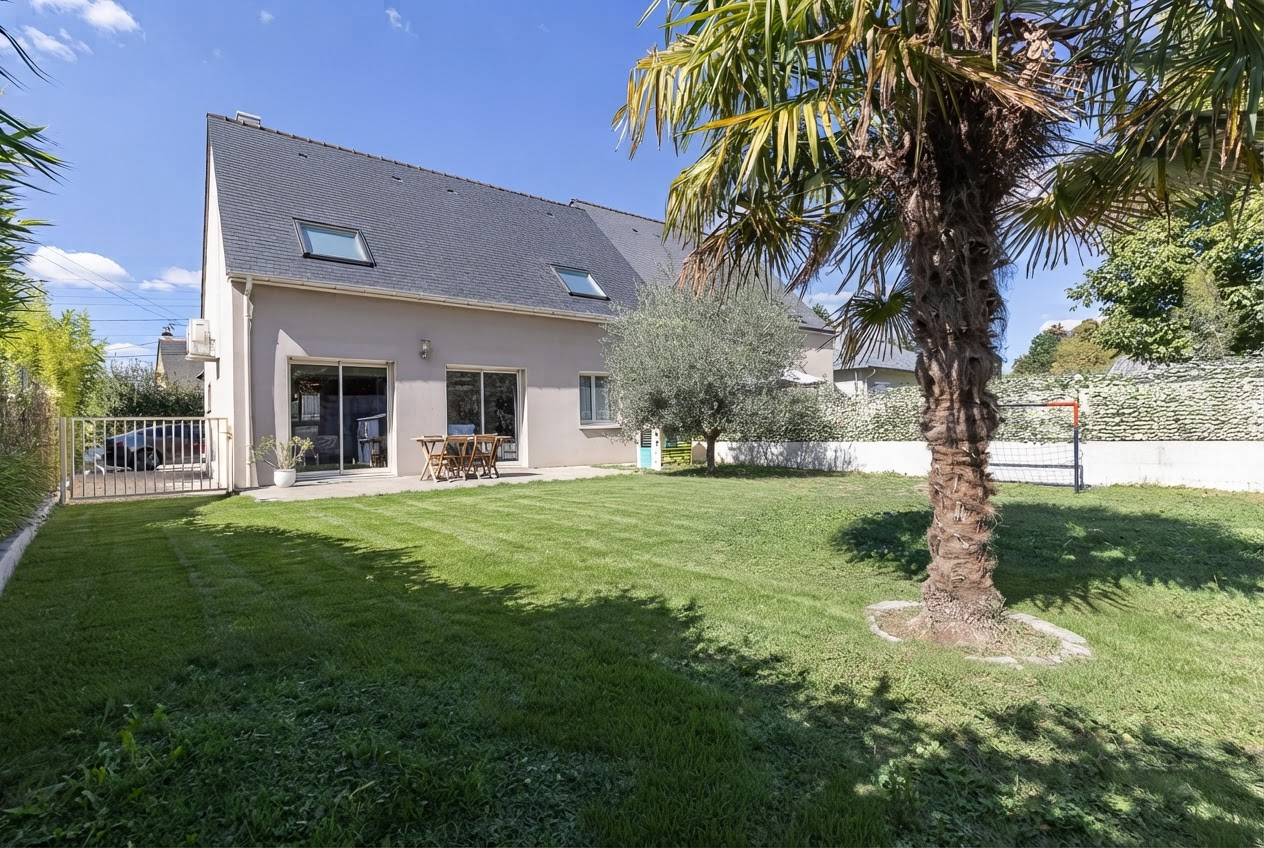 Maison 6 pièces 106 m² · à Le Plessis Grammoire · 106 m² · 299 980 €