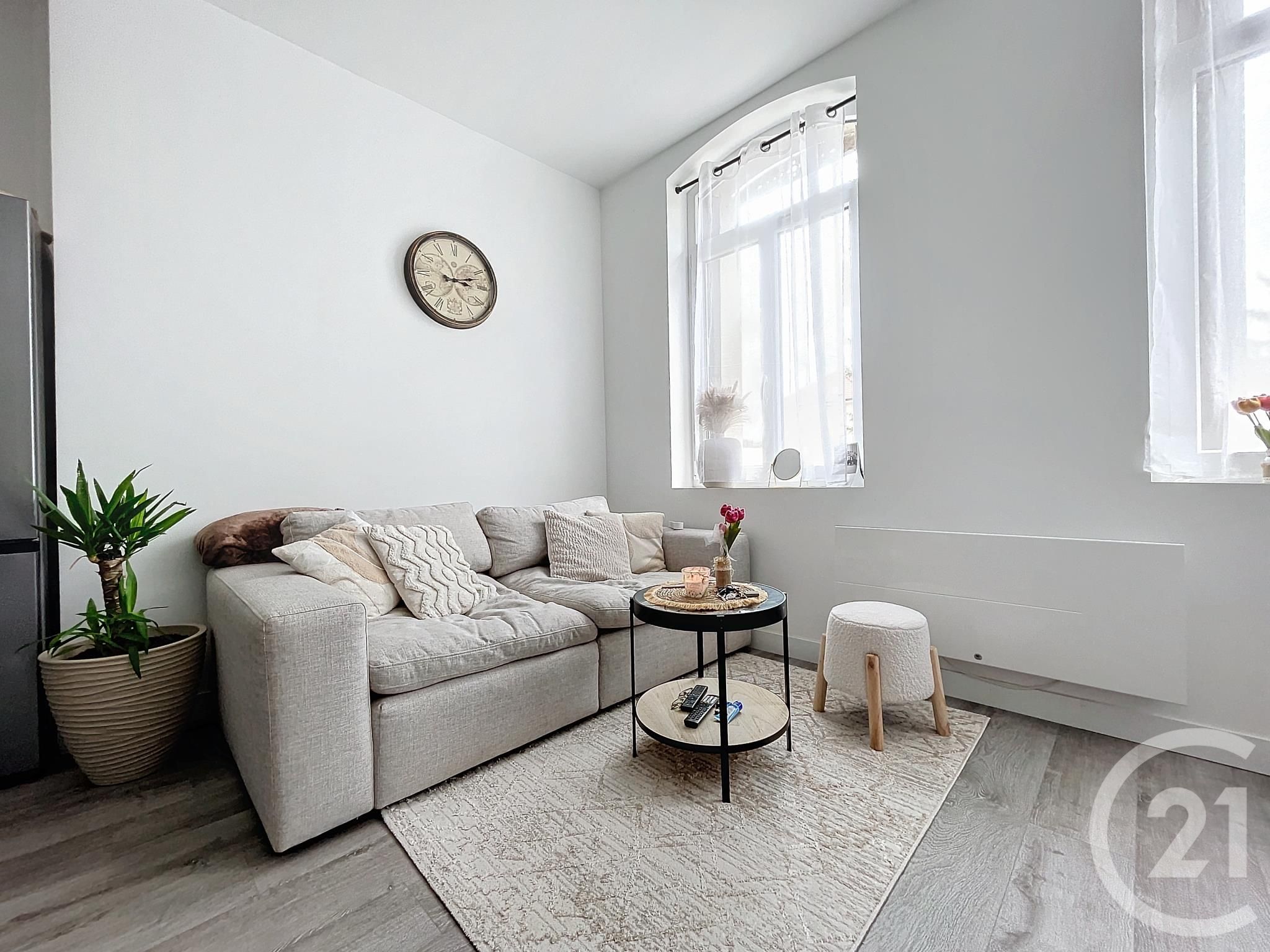 Appartement 2 pièces 37 m² · à St Julien les Villas · 37 m² · 468 €/mois