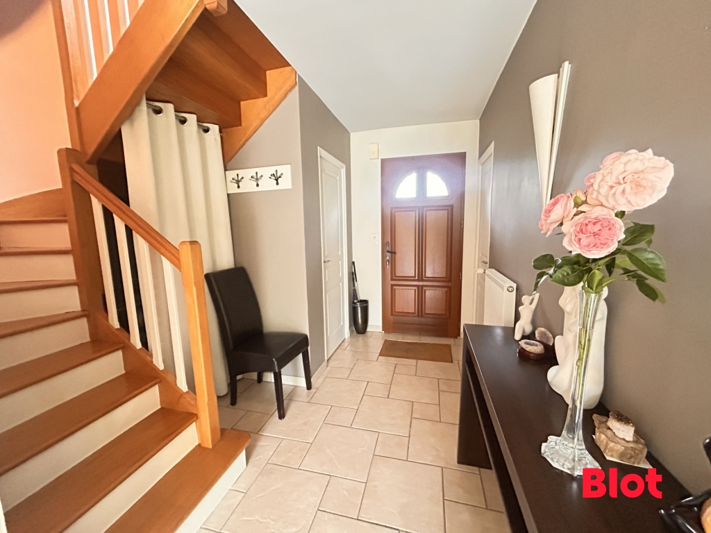 Maison 5 pièces 124 m² · à Saint-Père-Marc-en-Poulet · 124 m² · 431 600 €