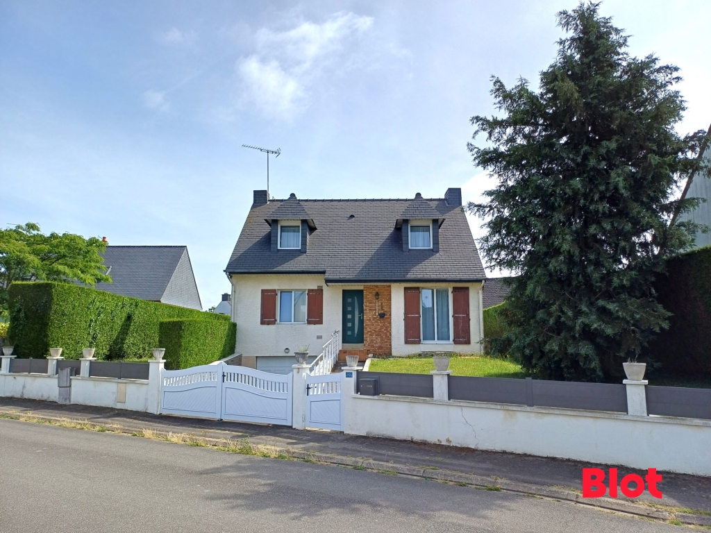 Maison 4 pièces 94 m² · à Domagné · 94 m² · 246 750 €